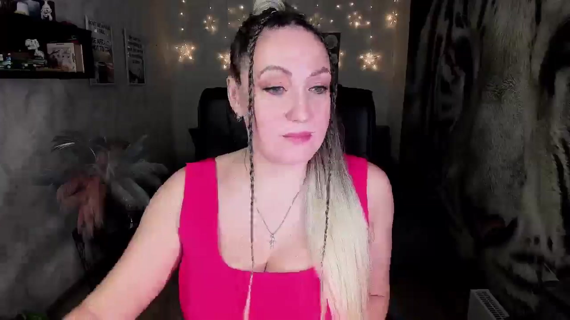 Gallery image thumbnail from AnkaSweet's myfreecams stream on, 02/15/2025, 21:16 image 6 of 20