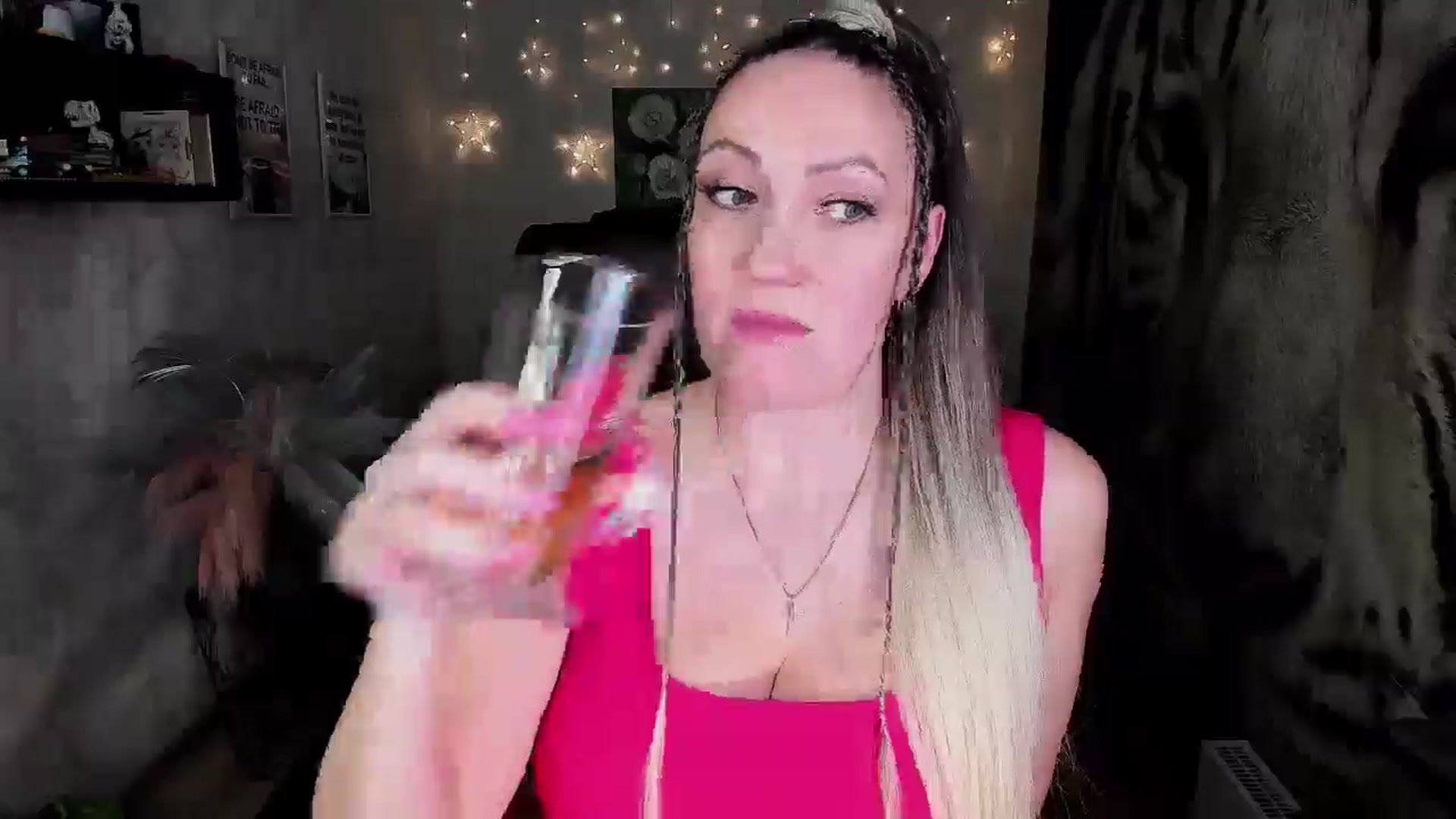 Gallery image thumbnail from AnkaSweet's myfreecams stream on, 02/15/2025, 21:16 image 4 of 20