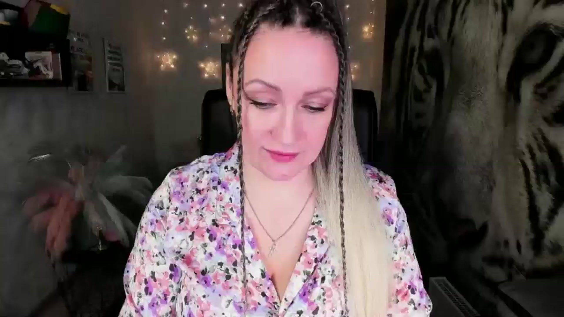 Gallery image thumbnail from AnkaSweet's myfreecams stream on, 02/22/2025, 20:03 image 2 of 20