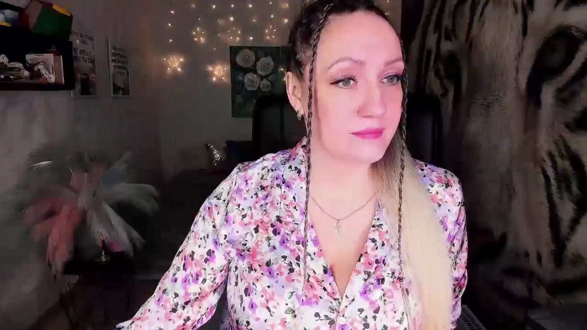 Gallery image thumbnail from AnkaSweet's myfreecams stream on, 02/22/2025, 22:28 image 5 of 20