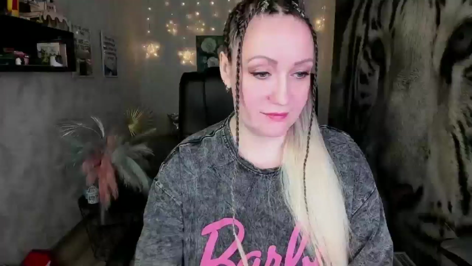 Gallery image thumbnail from AnkaSweet's myfreecams stream on, 02/28/2025, 21:16 image 7 of 20