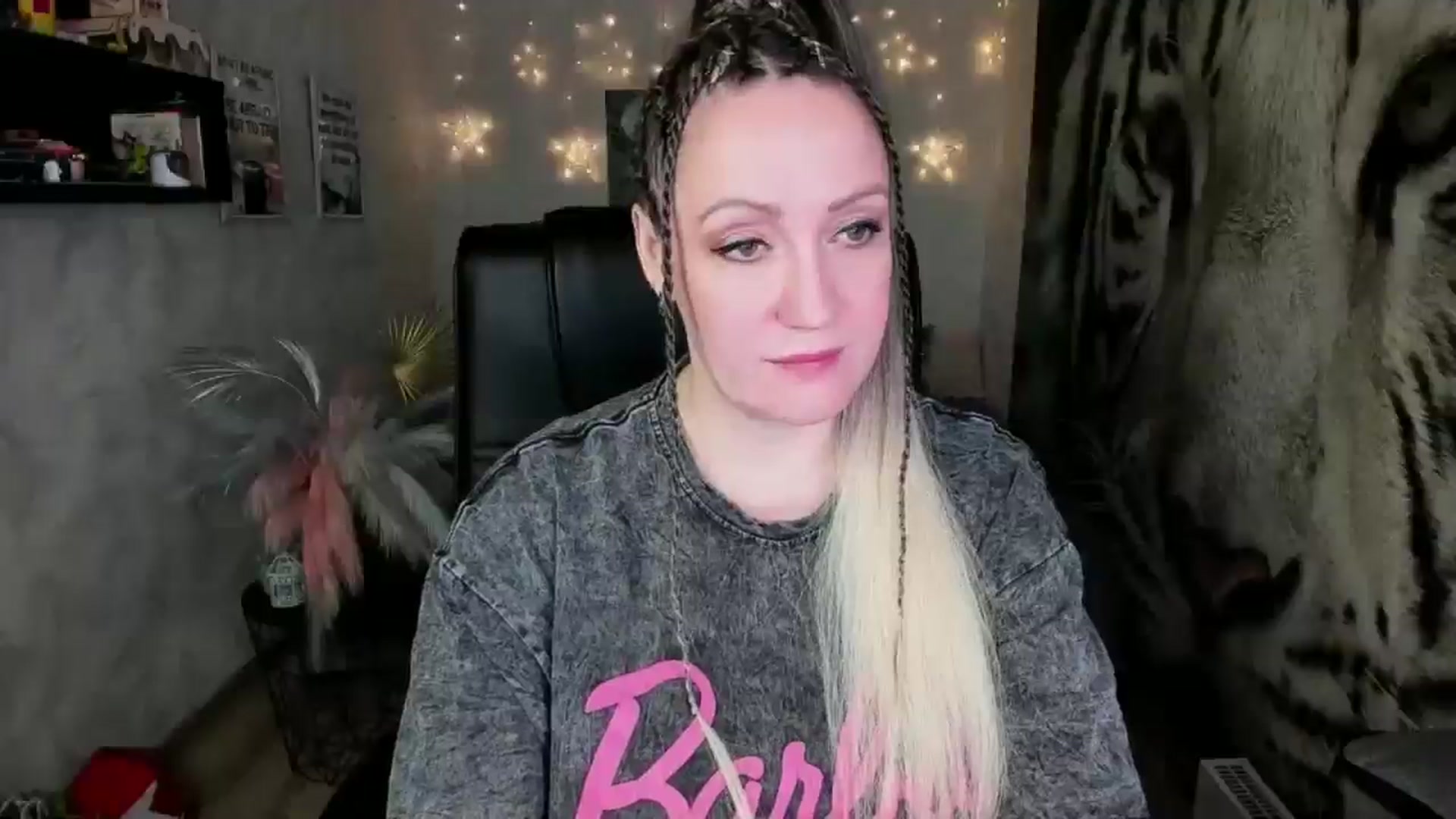 Gallery image thumbnail from AnkaSweet's myfreecams stream on, 02/28/2025, 22:32 image 18 of 20