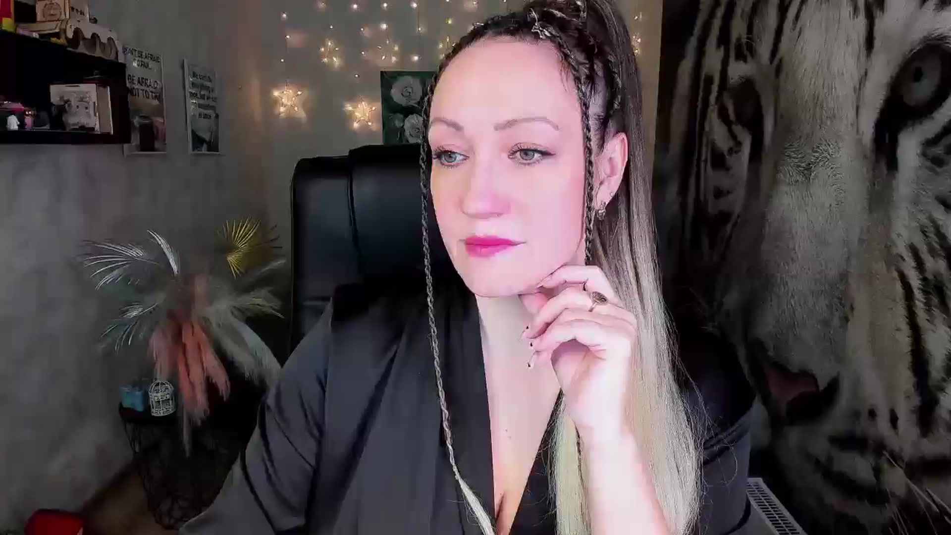 Gallery image thumbnail from AnkaSweet's myfreecams stream on, 03/05/2025, 06:46 image 7 of 20