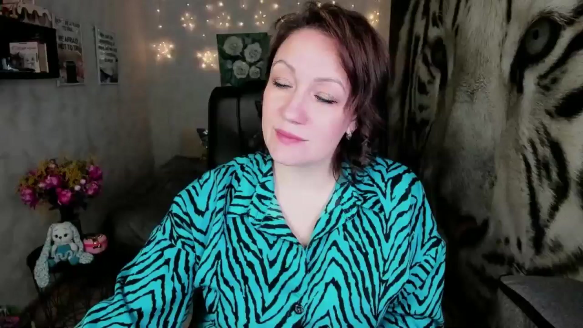 Gallery image thumbnail from AnkaSweet's myfreecams stream on, 03/25/2025, 22:25 image 9 of 20