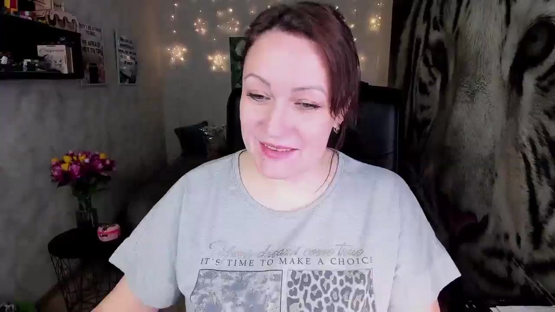 Gallery image thumbnail from AnkaSweet's myfreecams stream on, 03/29/2025, 19:41 image 16 of 20