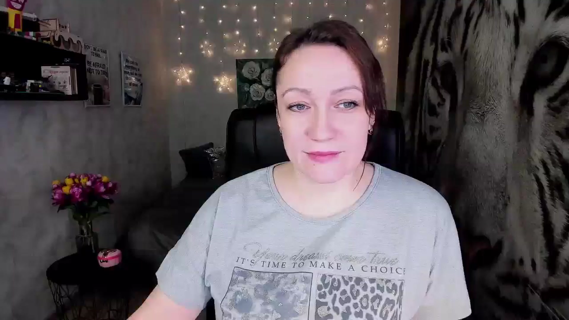 Gallery image thumbnail from AnkaSweet's myfreecams stream on, 03/29/2025, 19:41 image 6 of 20