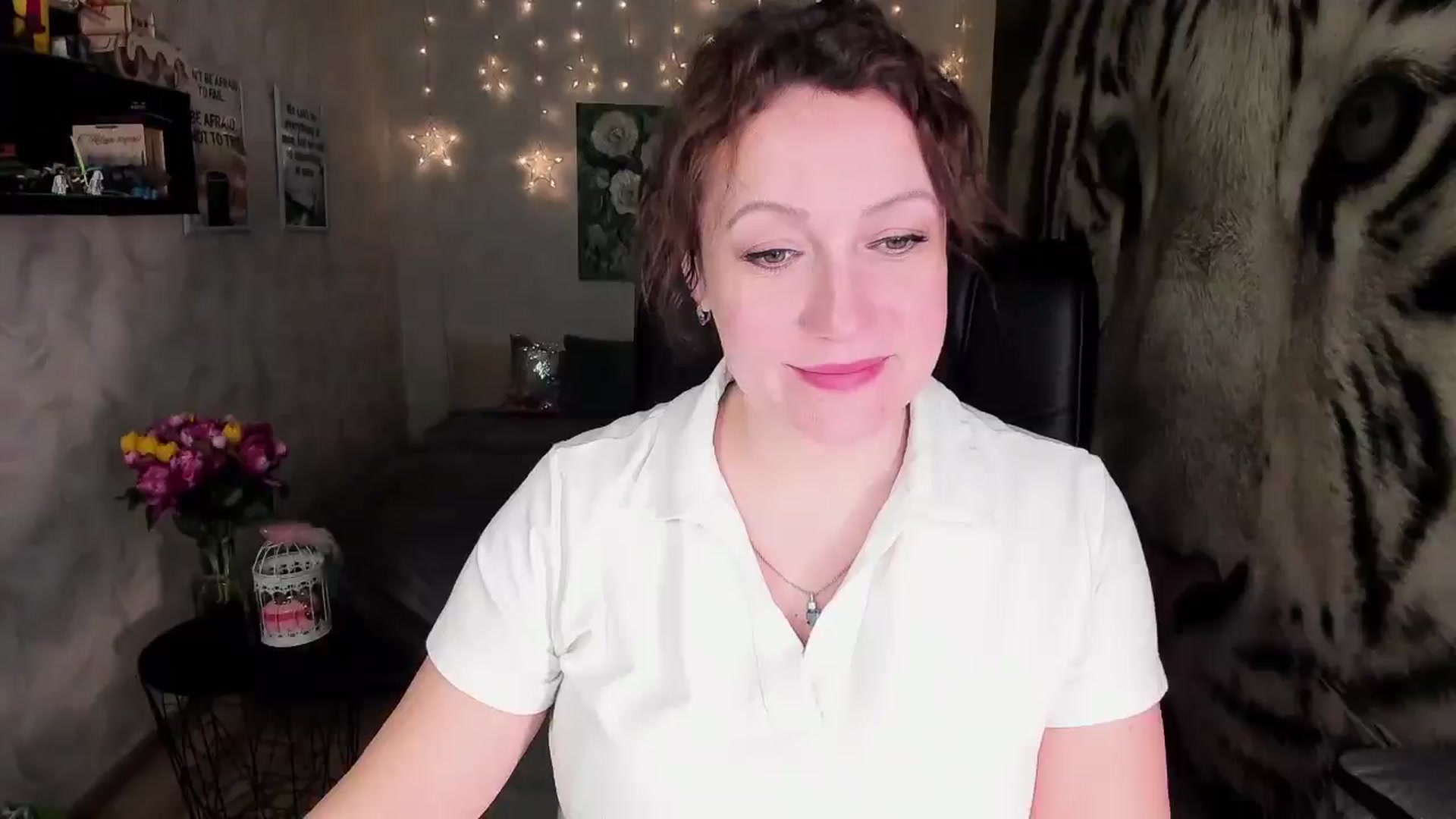 Gallery image thumbnail from AnkaSweet's myfreecams stream on, 04/24/2025, 16:18 image 19 of 20