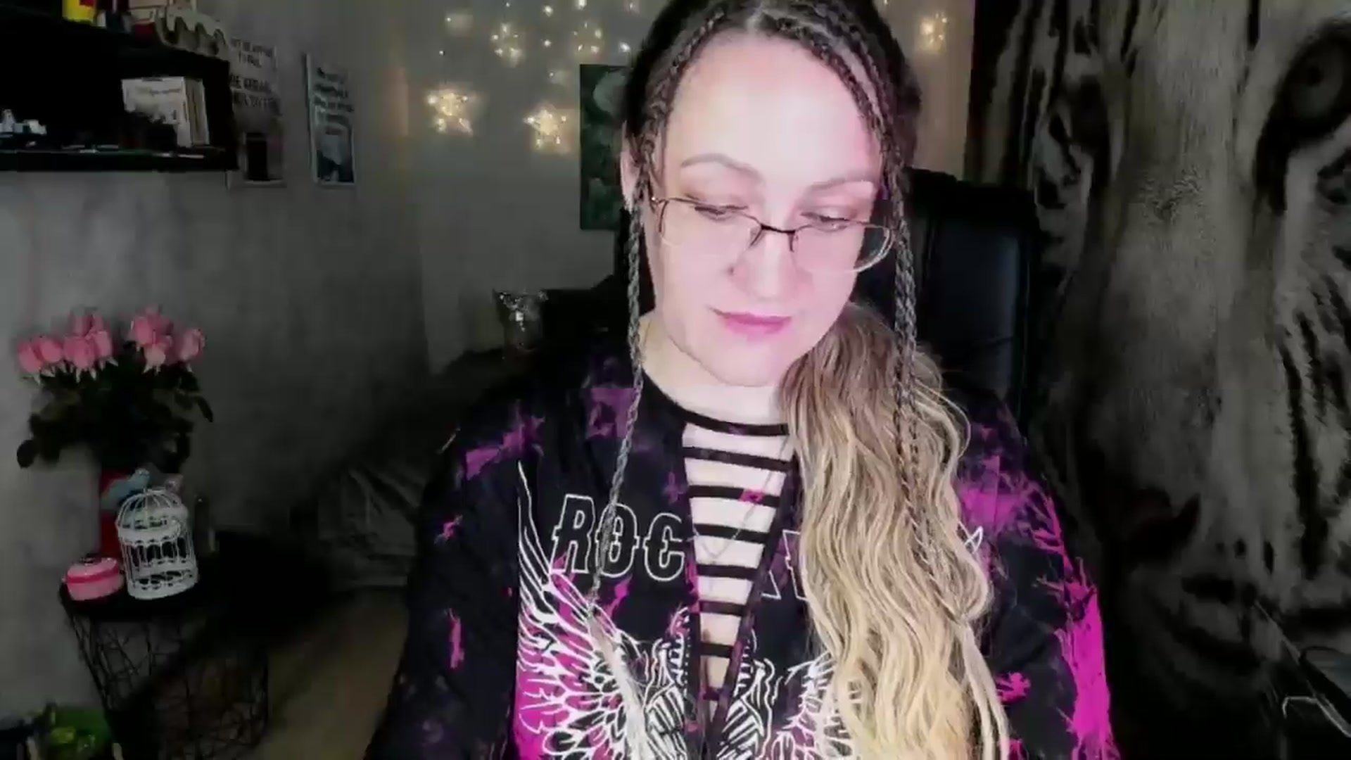 Gallery image thumbnail from AnkaSweet's myfreecams stream on, 06/08/2025, 23:19 image 11 of 20