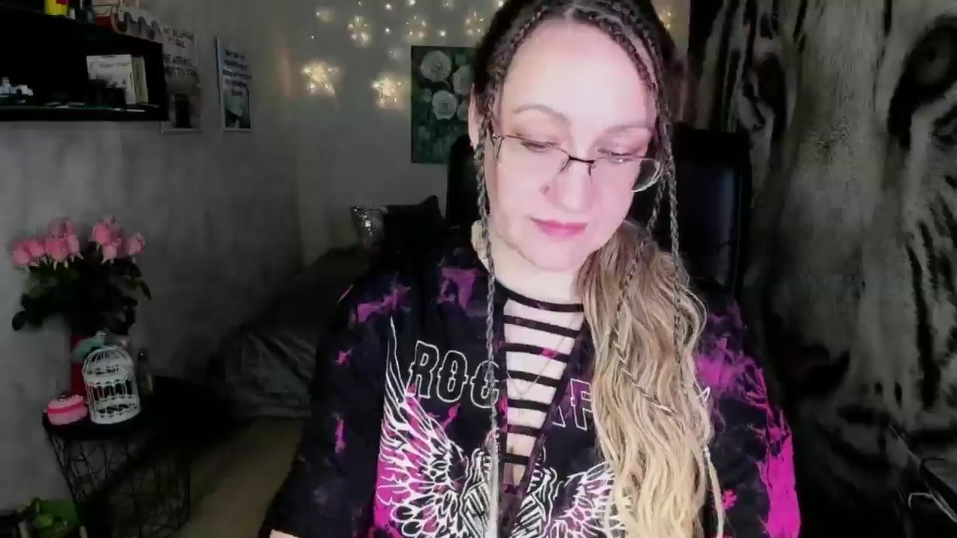 Gallery image thumbnail from AnkaSweet's myfreecams stream on, 06/08/2025, 23:19 image 9 of 20