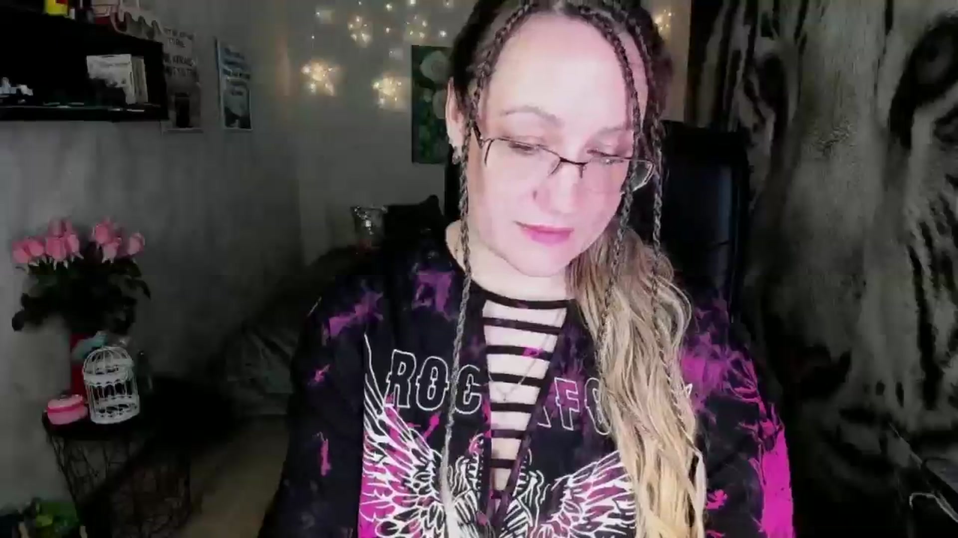 Gallery image thumbnail from AnkaSweet's myfreecams stream on, 06/08/2025, 23:19 image 8 of 20