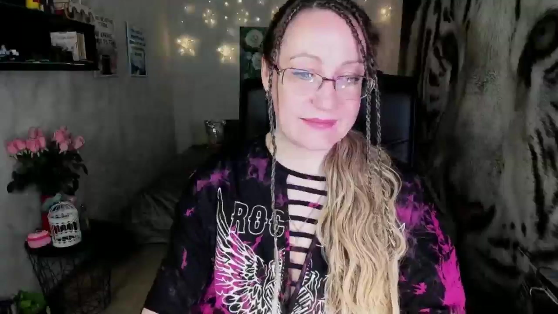 Gallery image thumbnail from AnkaSweet's myfreecams stream on, 06/08/2025, 23:19 image 6 of 20