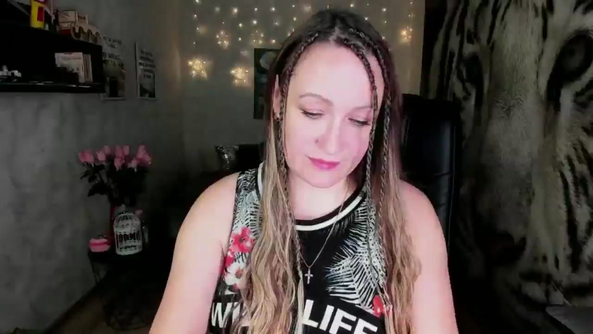 Gallery image thumbnail from AnkaSweet's myfreecams stream on, 06/10/2025, 19:57 image 5 of 20