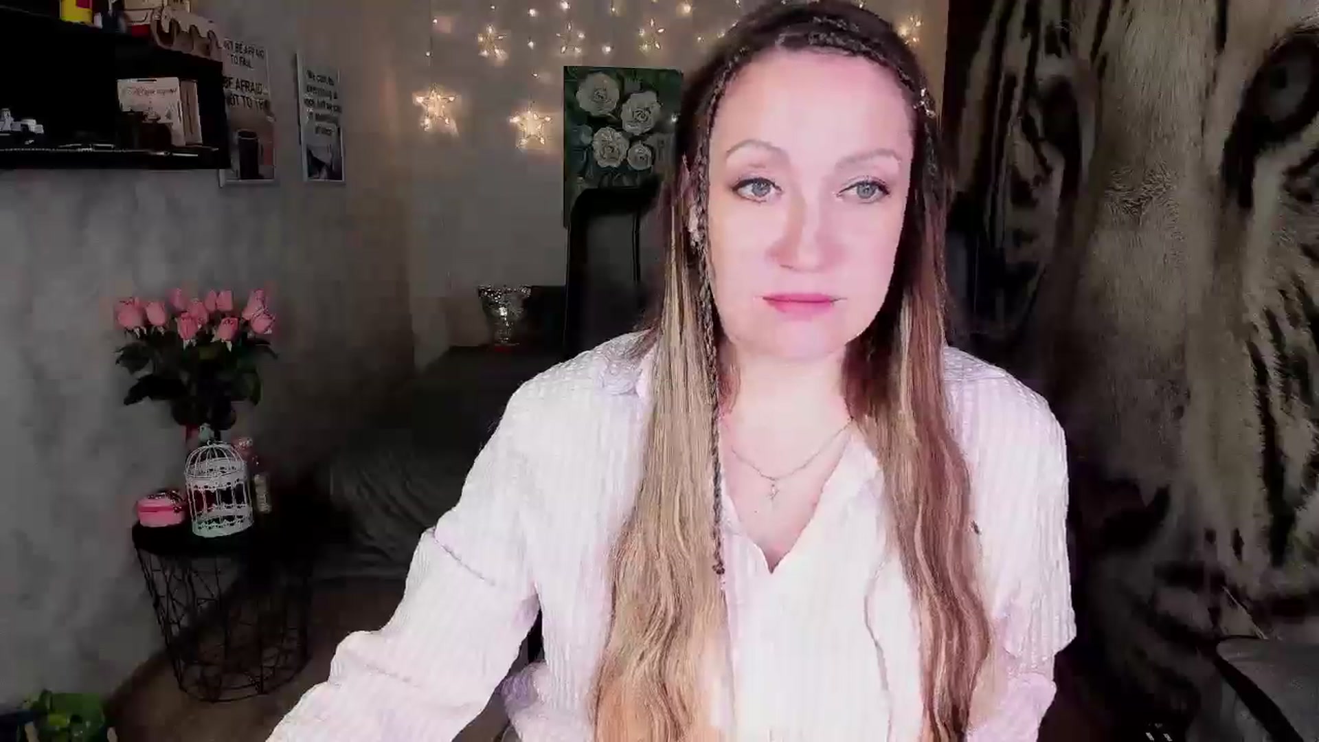 Gallery image thumbnail from AnkaSweet's myfreecams stream on, 06/13/2025, 22:05 image 7 of 20