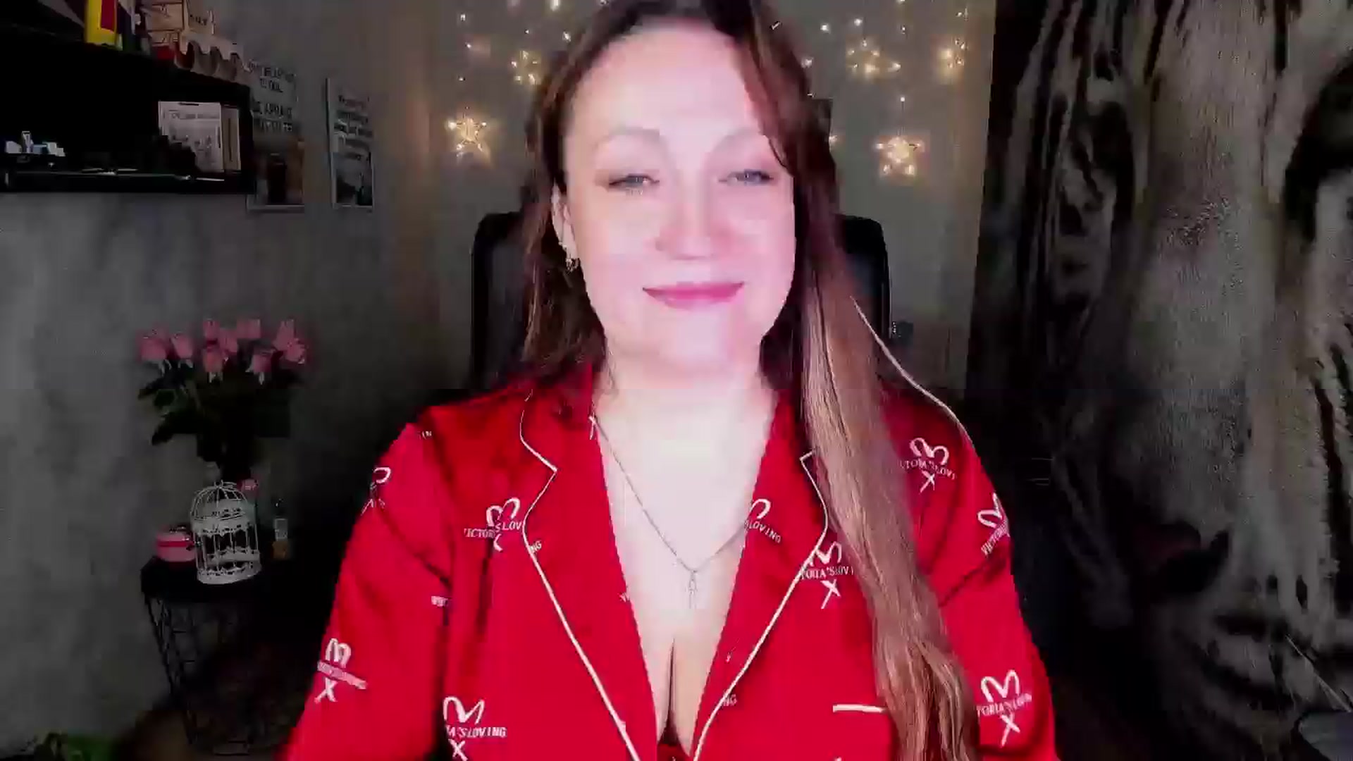 Gallery image thumbnail from AnkaSweet's myfreecams stream on, 06/21/2025, 23:30 image 18 of 20