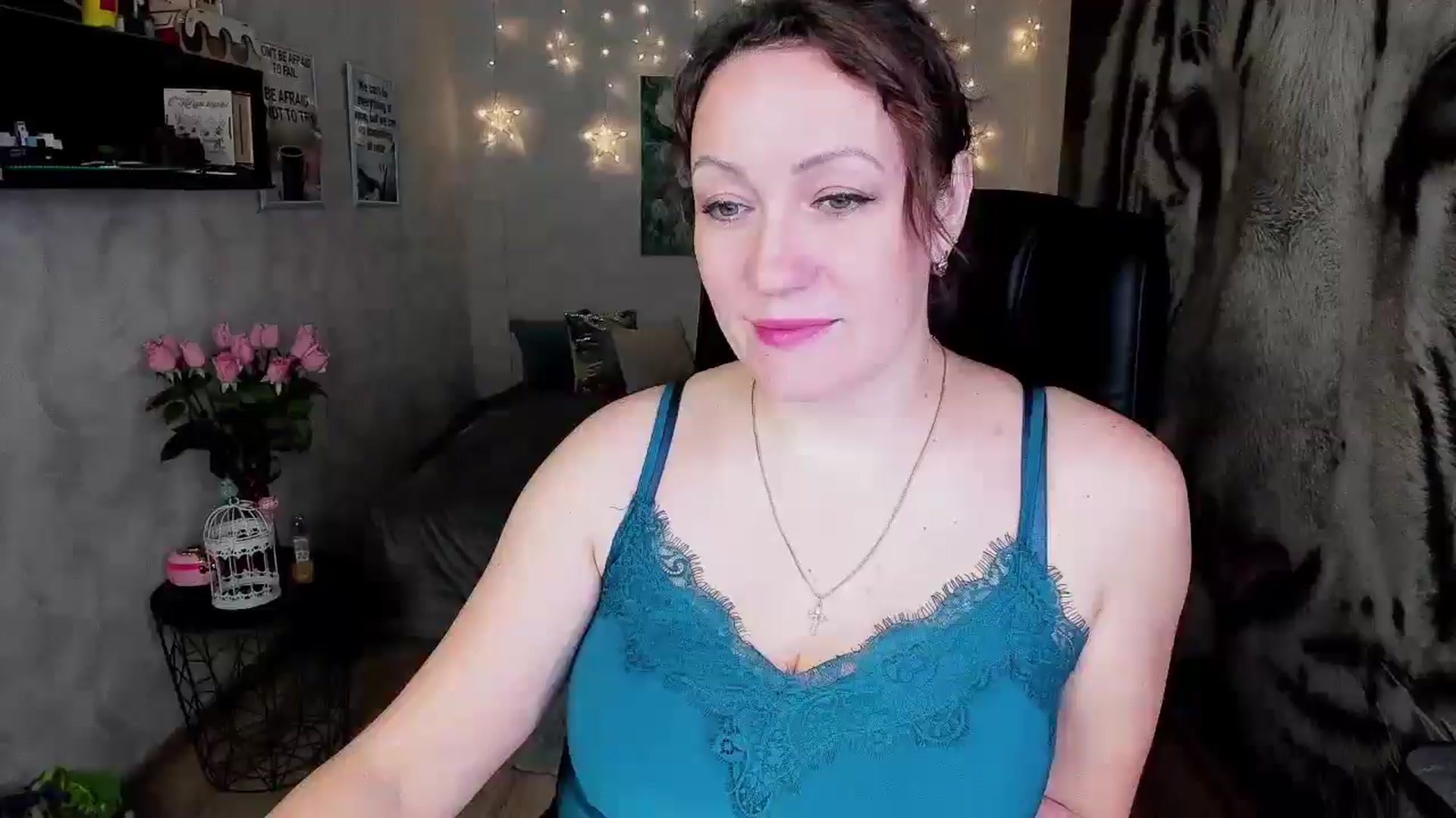 Gallery image thumbnail from AnkaSweet's myfreecams stream on, 06/24/2025, 20:45 image 1 of 20