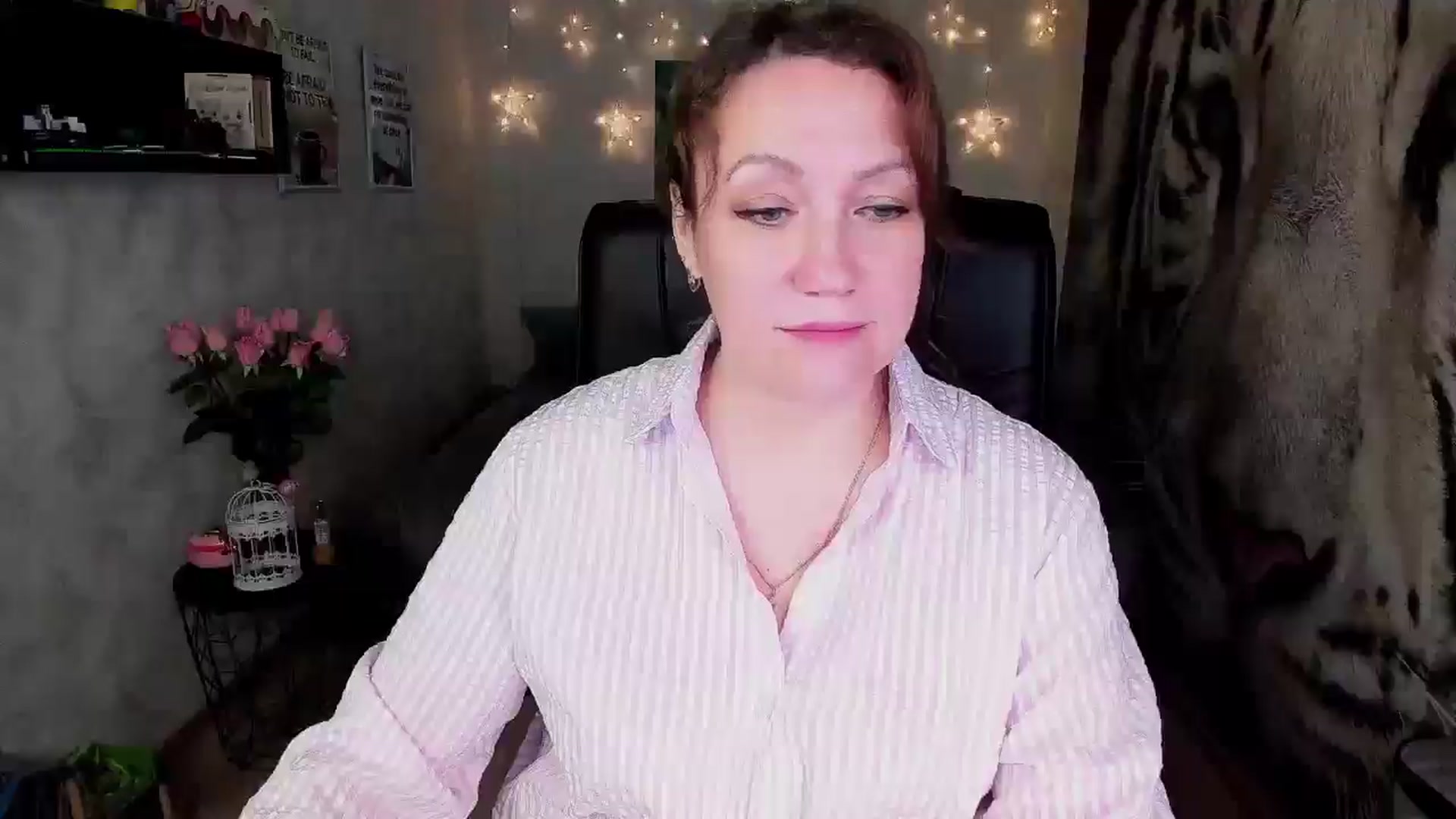 Gallery image thumbnail from AnkaSweet's myfreecams stream on, 06/25/2025, 21:44 image 7 of 20