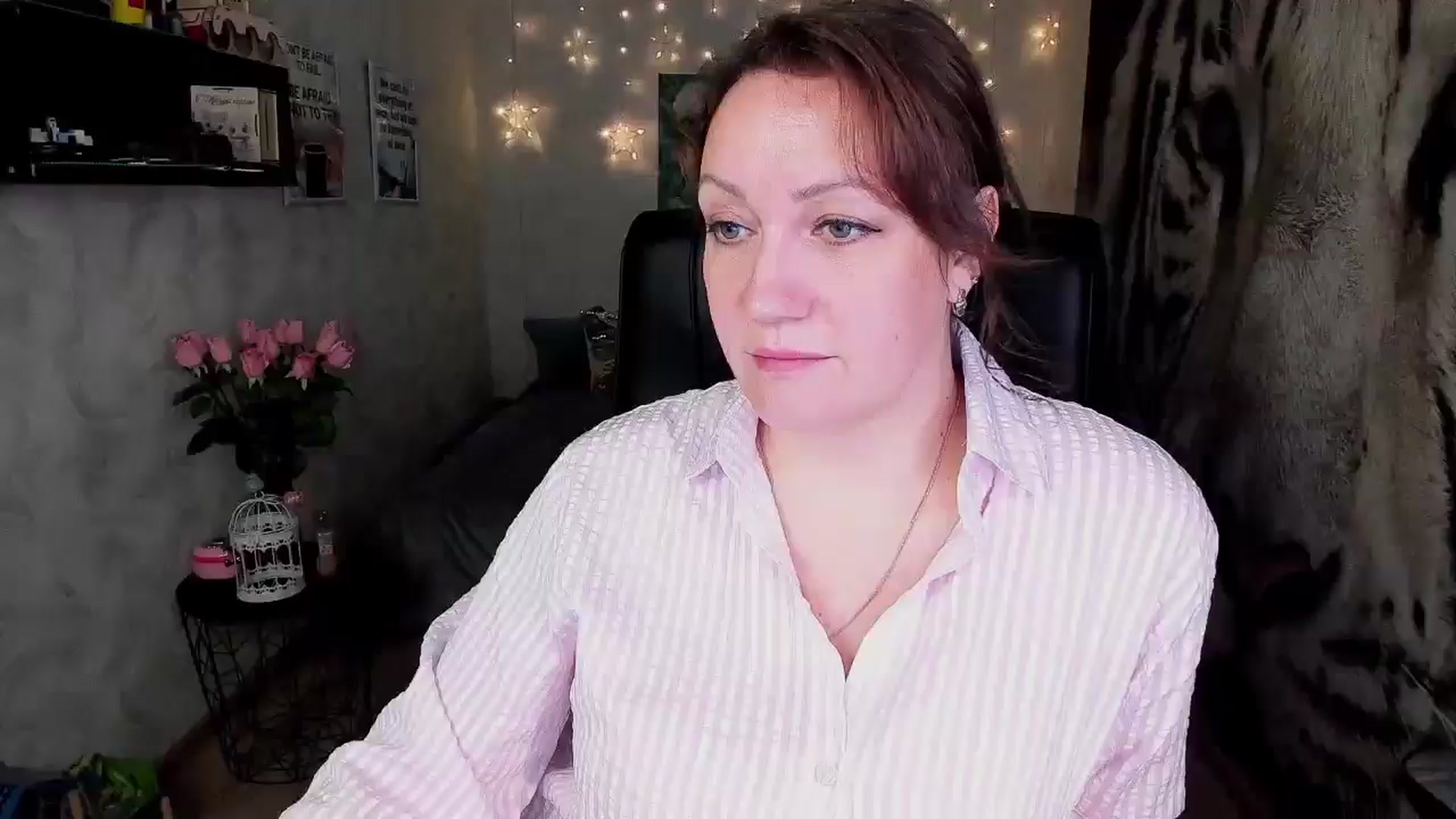 Gallery image thumbnail from AnkaSweet's myfreecams stream on, 06/25/2025, 22:44 image 13 of 20