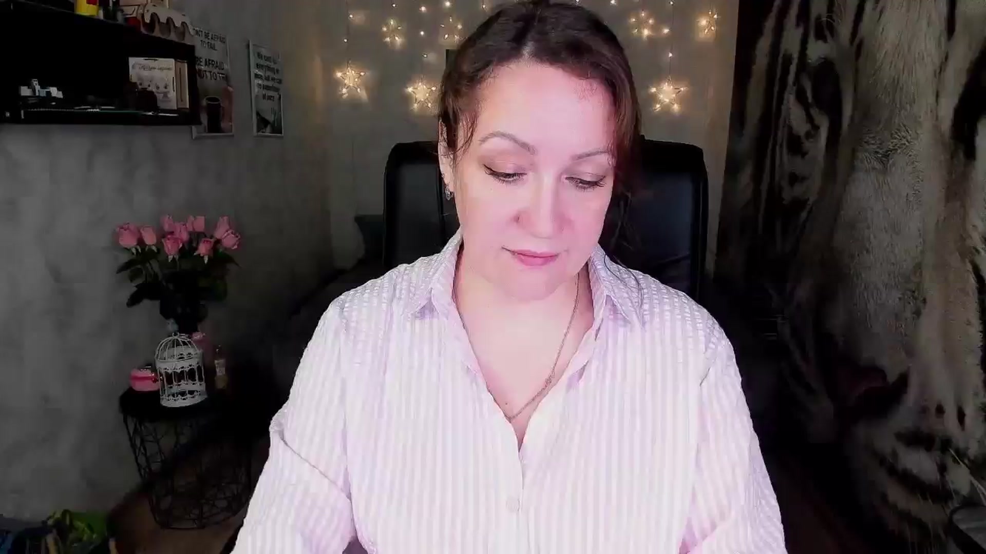 Gallery image thumbnail from AnkaSweet's myfreecams stream on, 06/25/2025, 22:44 image 1 of 20