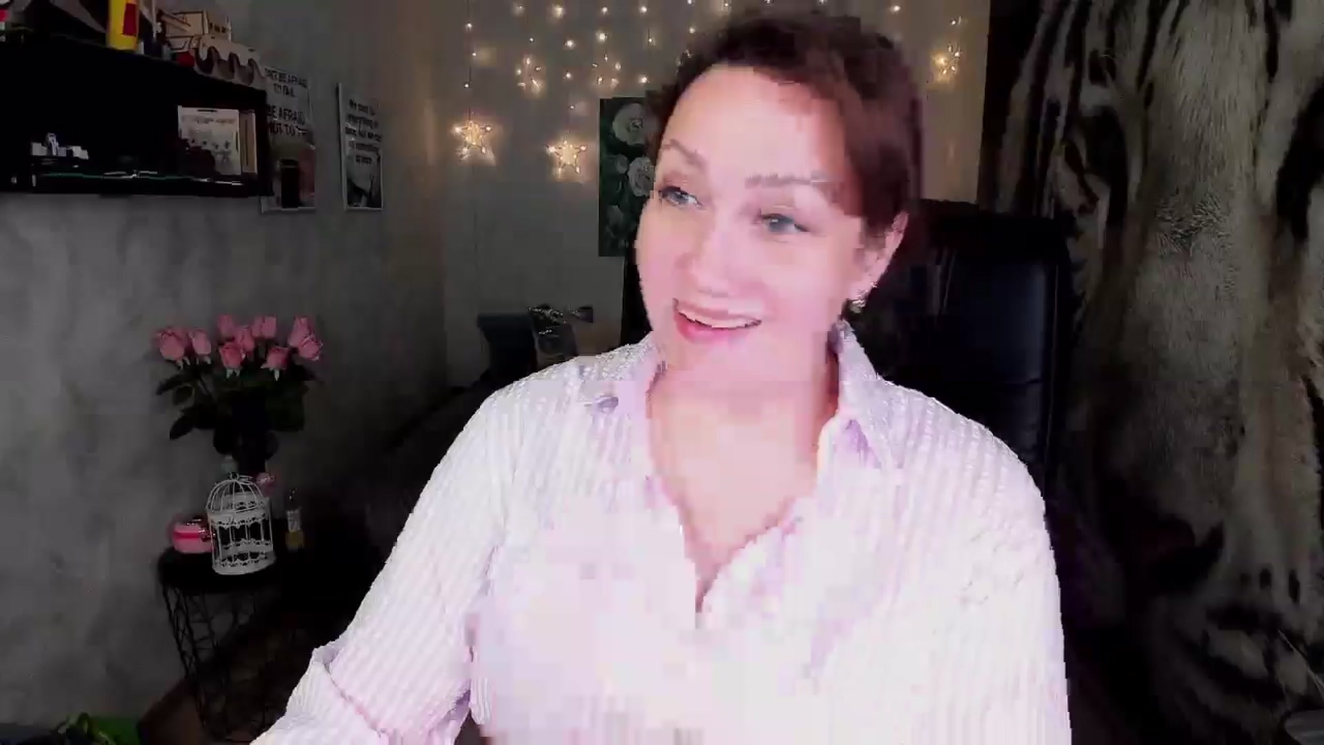 Gallery image thumbnail from AnkaSweet's myfreecams stream on, 06/26/2025, 24:00 image 10 of 20