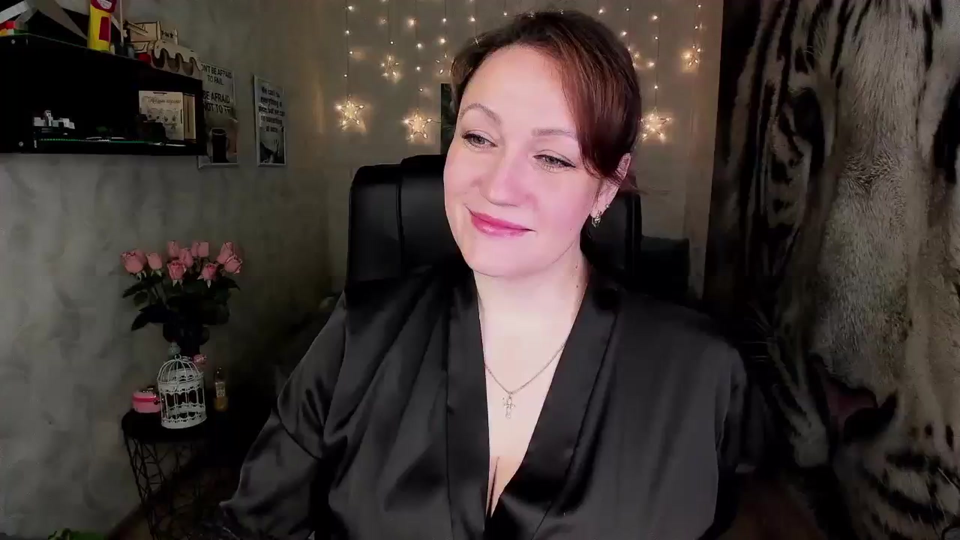 Gallery image thumbnail from AnkaSweet's myfreecams stream on, 06/29/2025, 04:38 image 5 of 20