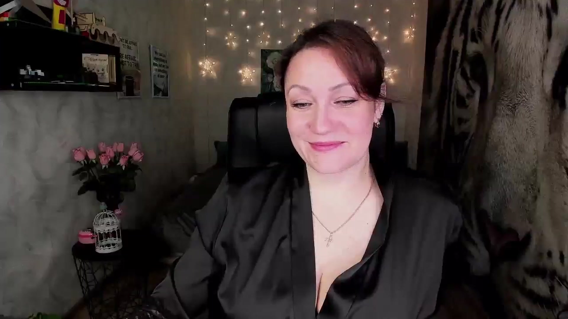 Gallery image thumbnail from AnkaSweet's myfreecams stream on, 06/29/2025, 04:38 image 12 of 20