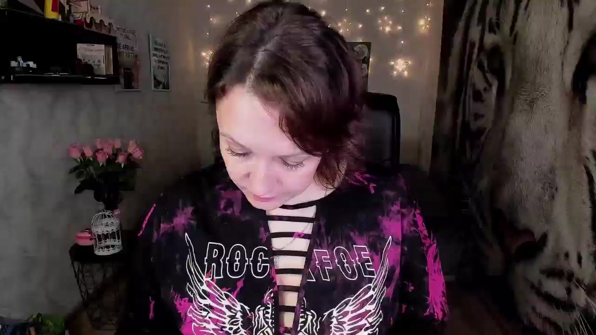 Gallery image thumbnail from AnkaSweet's myfreecams stream on, 07/03/2025, 23:45 image 1 of 20