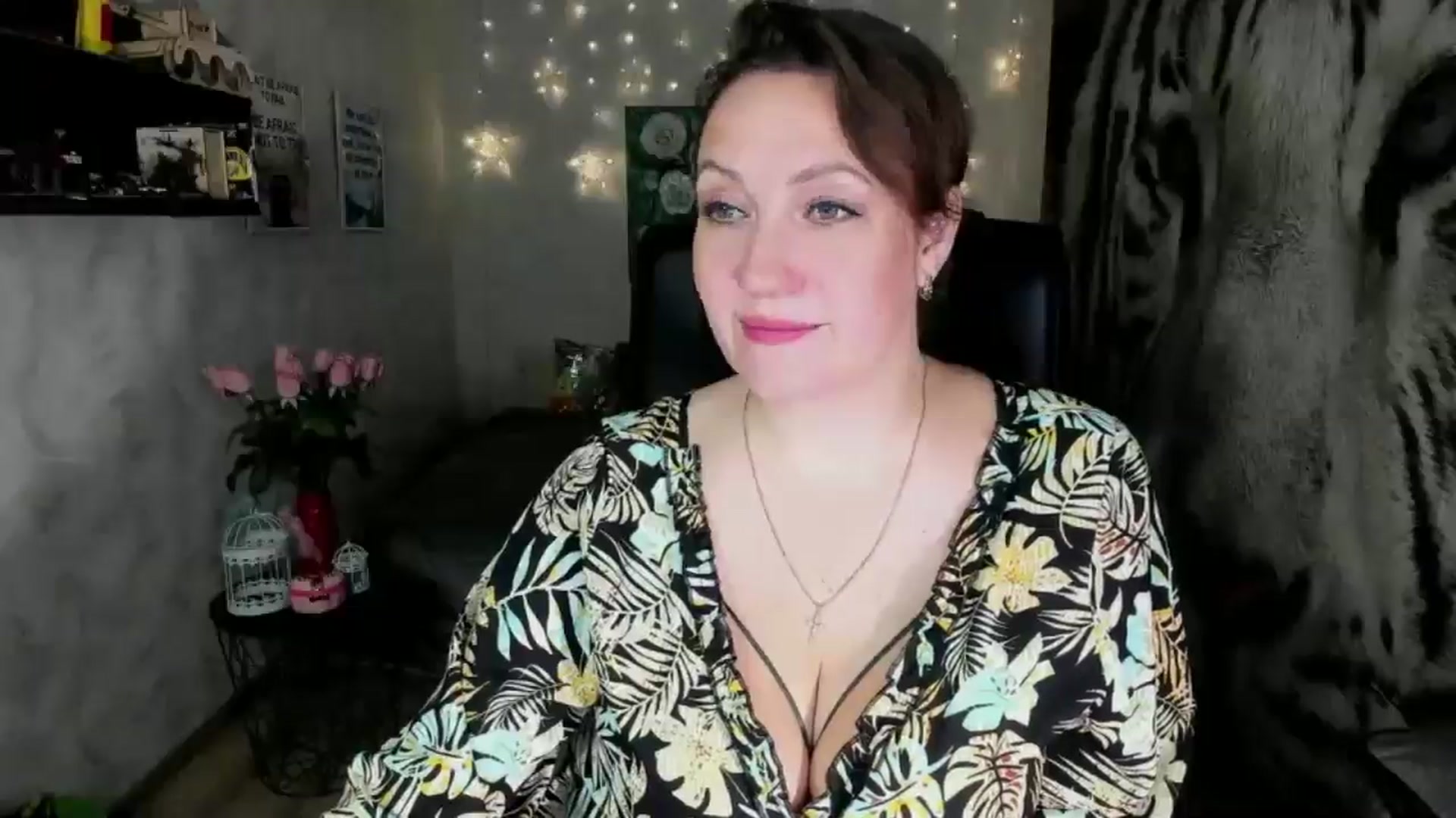 Gallery image thumbnail from AnkaSweet's myfreecams stream on, 09/12/2025, 21:05 image 16 of 20