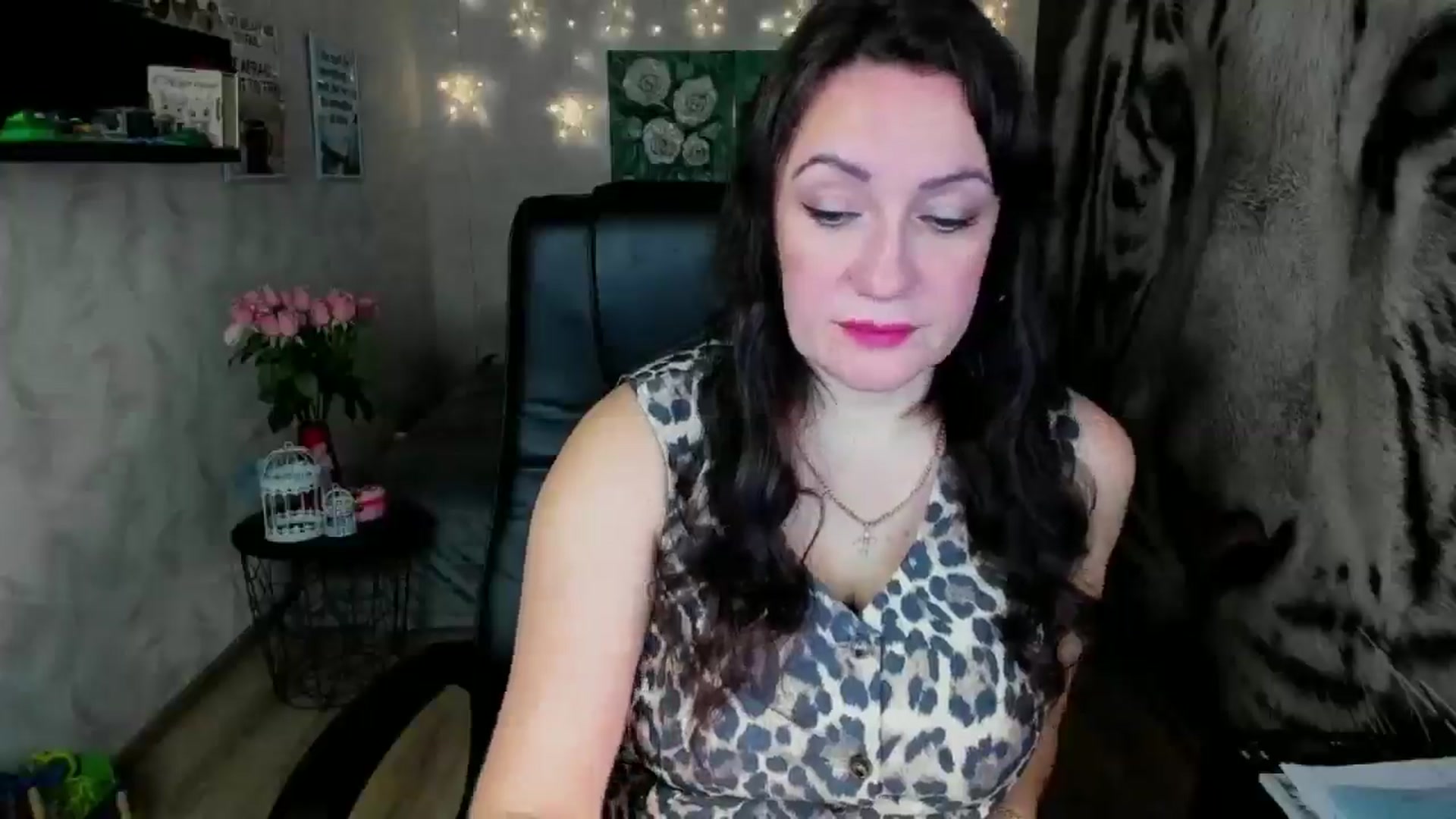 Gallery image thumbnail from AnkaSweet's myfreecams stream on, 11/15/2025, 15:53 image 17 of 20