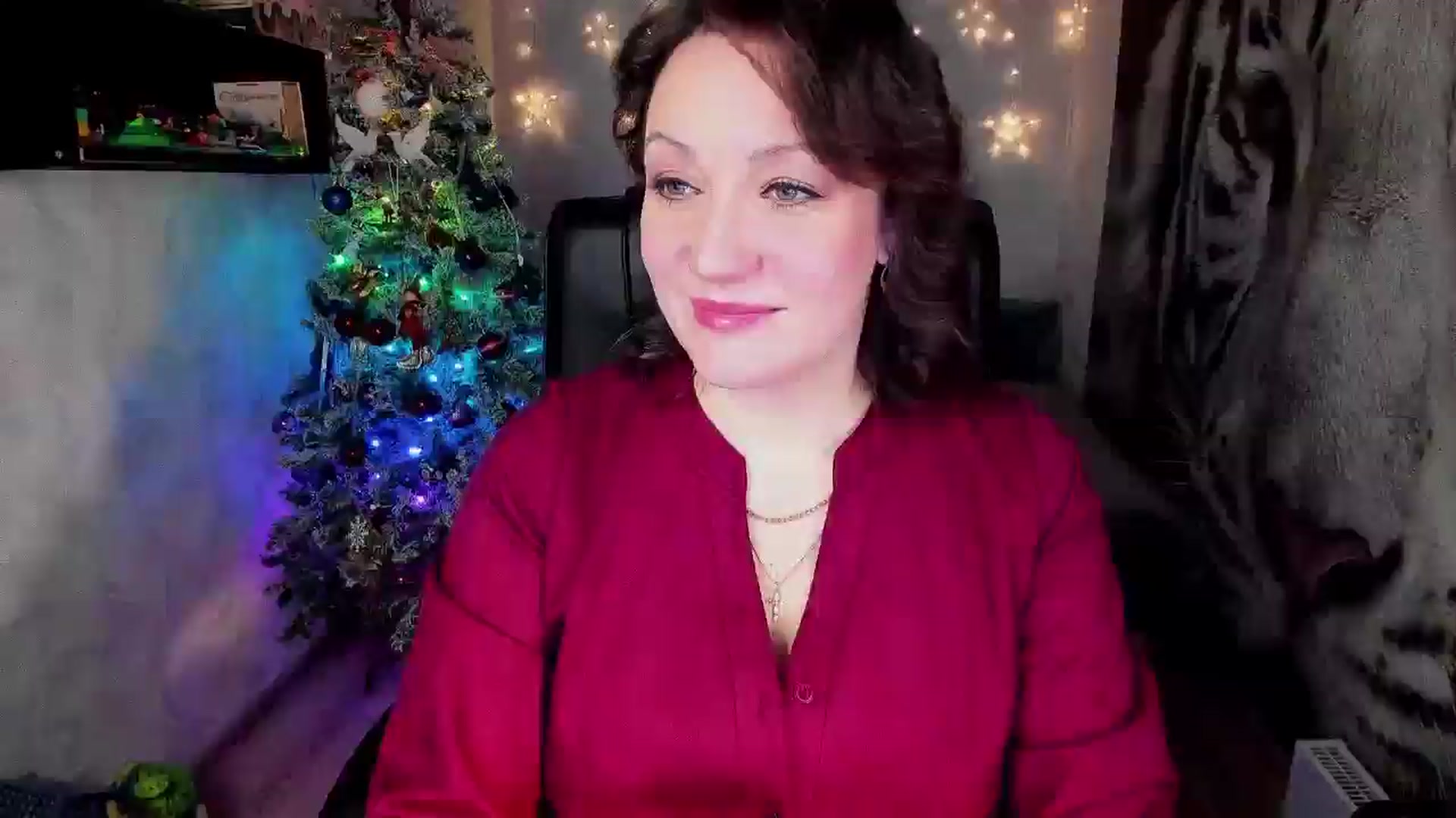 Gallery image thumbnail from AnkaSweet's myfreecams stream on, 12/15/2025, 20:21 image 15 of 20