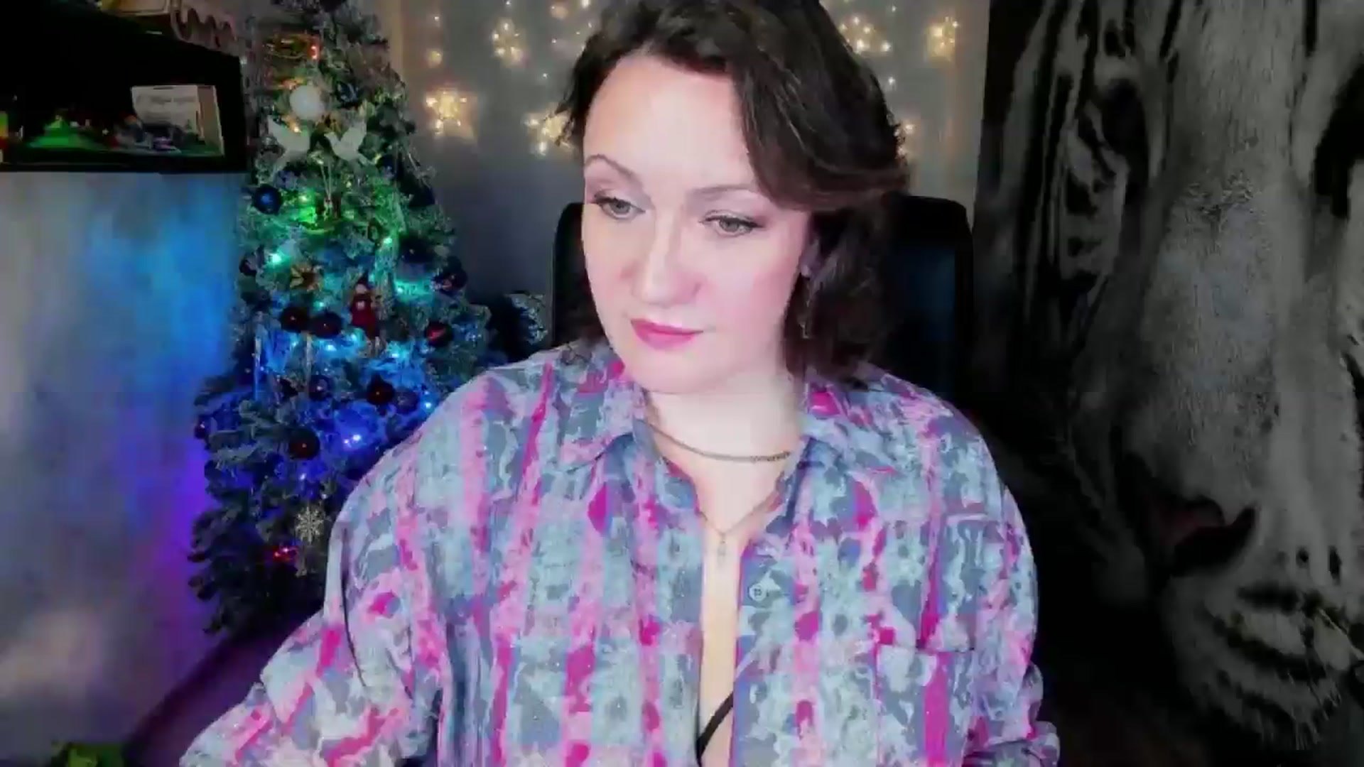 Gallery image thumbnail from AnkaSweet's myfreecams stream on, 12/20/2025, 21:47 image 15 of 20
