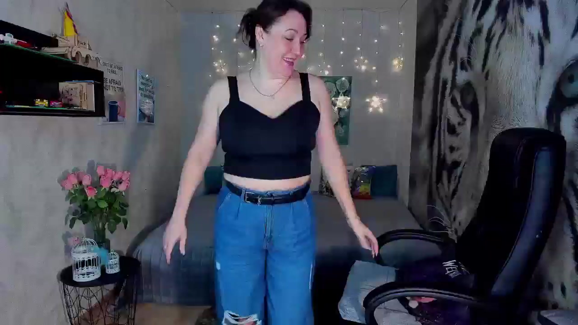 Gallery image thumbnail from AnkaSweet's myfreecams stream on, 04/26/2026, 10:51 image 6 of 20