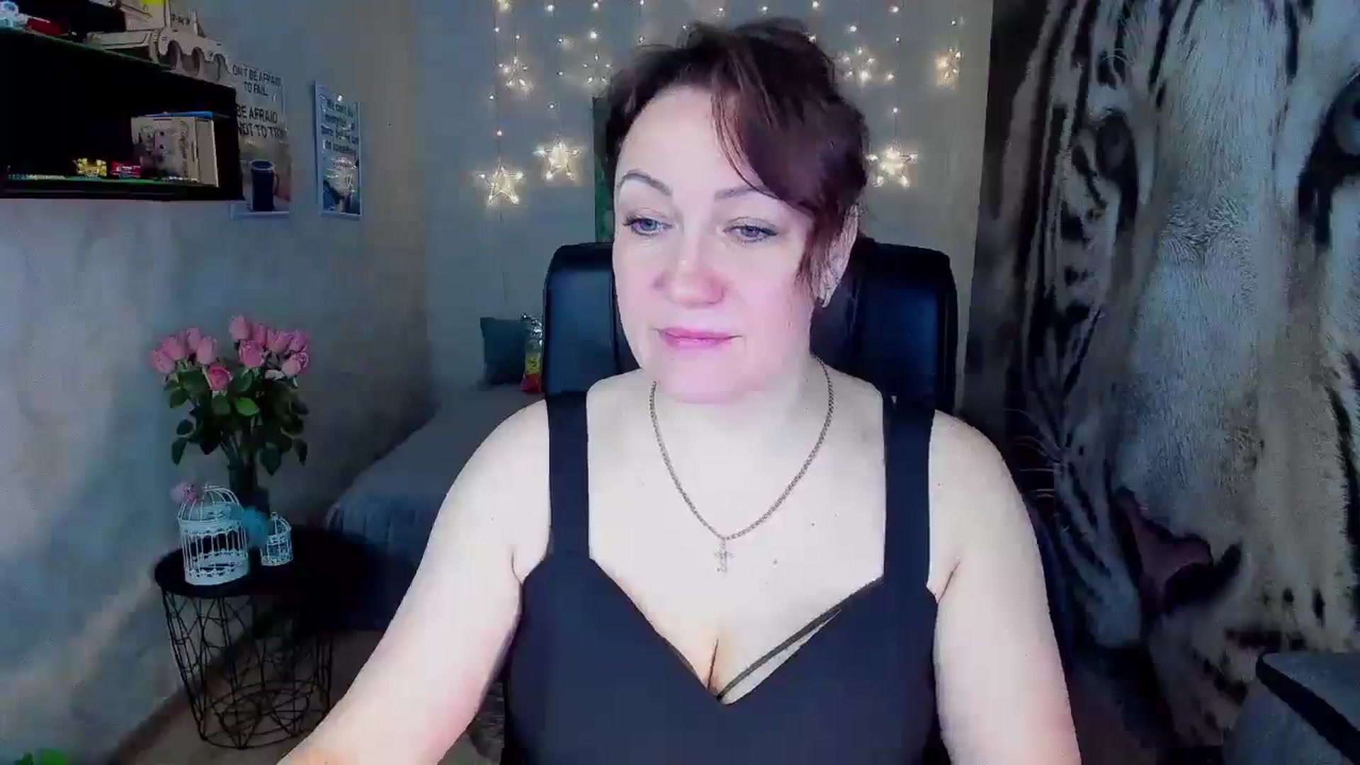 Gallery image thumbnail from AnkaSweet's myfreecams stream on, 04/26/2026, 10:51 image 19 of 20