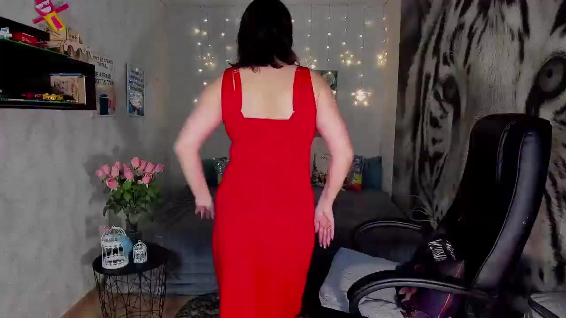 Gallery image thumbnail from AnkaSweet's myfreecams stream on, 05/03/2026, 24:41 image 10 of 20