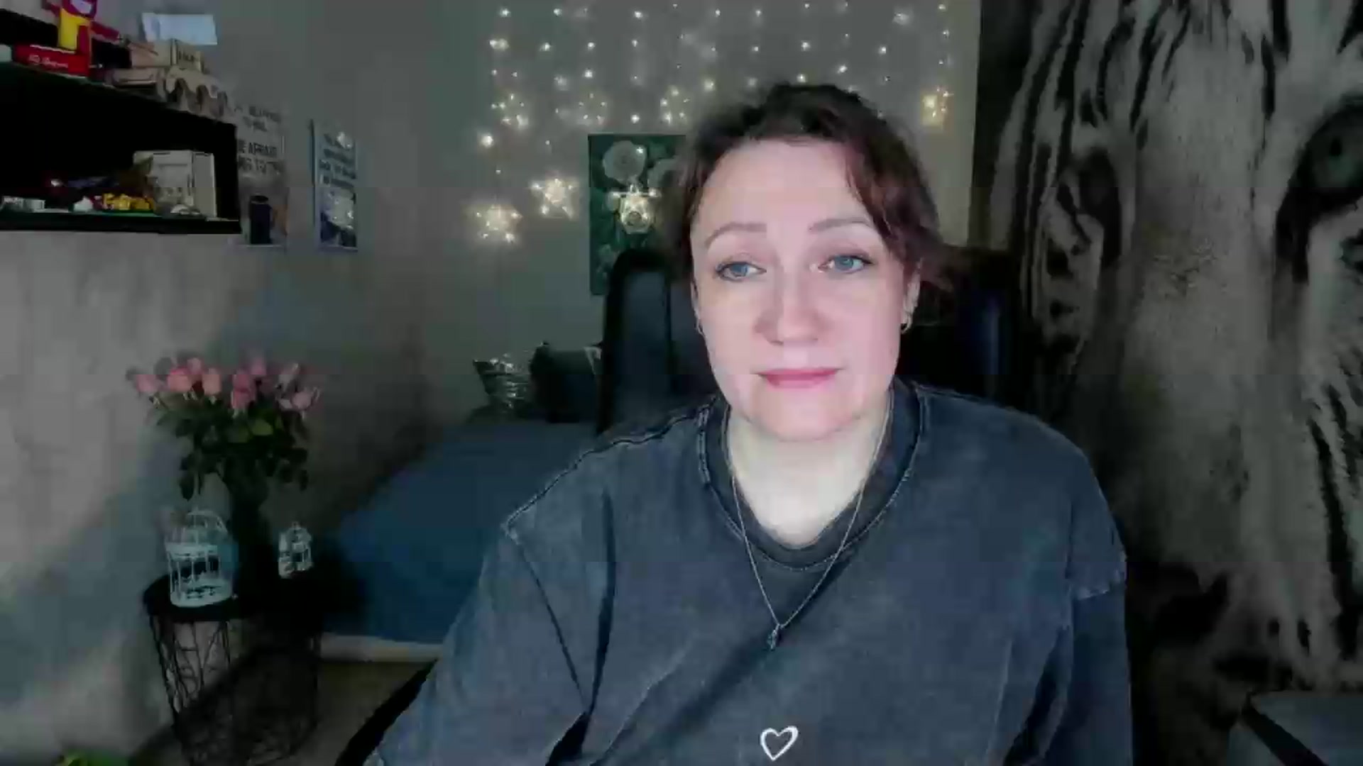 Gallery image thumbnail from AnkaSweet's myfreecams stream on, 06/24/2026, 23:19 image 1 of 20