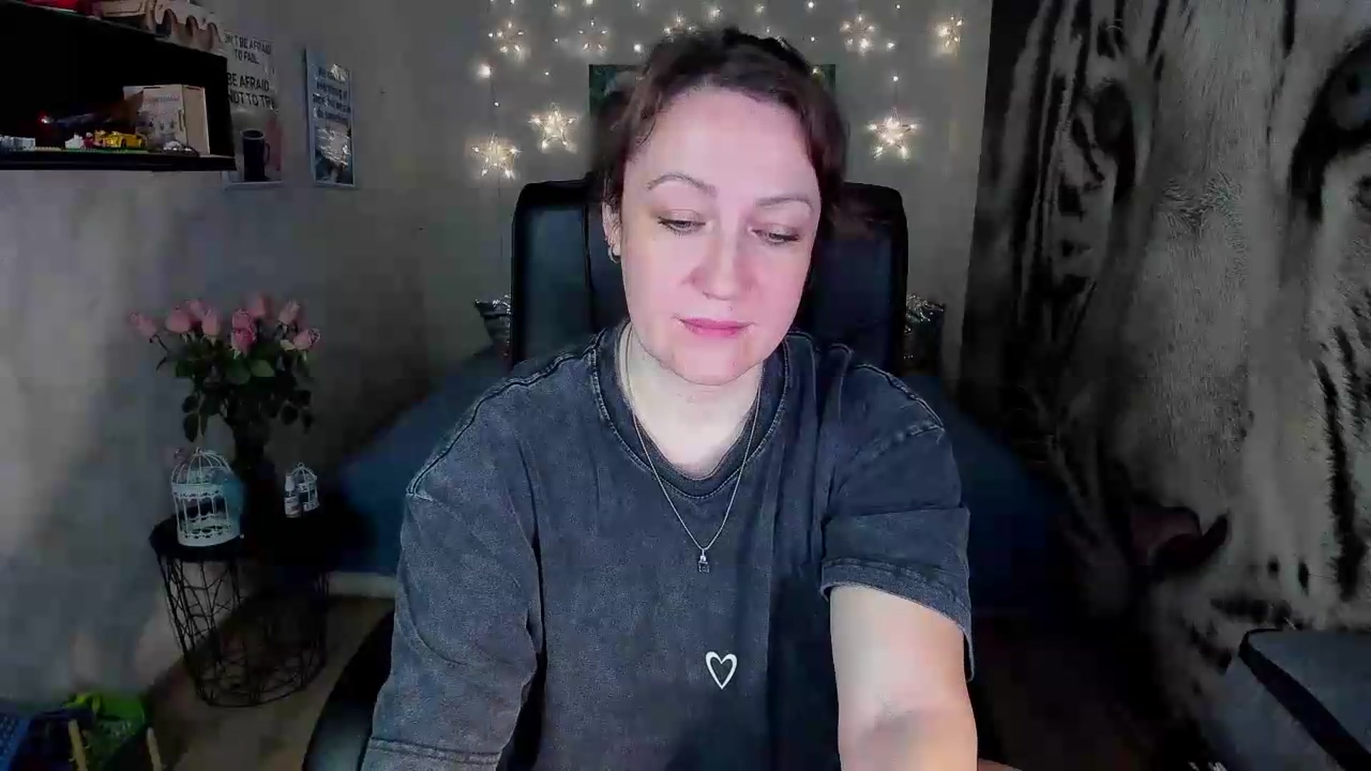 Gallery image thumbnail from AnkaSweet's myfreecams stream on, 06/24/2026, 23:19 image 8 of 20