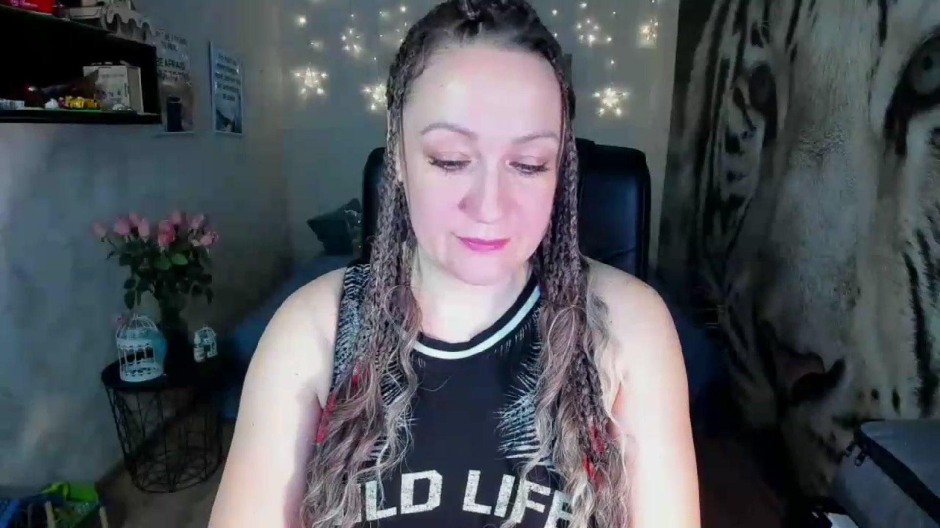 Gallery image thumbnail from AnkaSweet's myfreecams stream on, 06/30/2026, 19:57 image 17 of 20