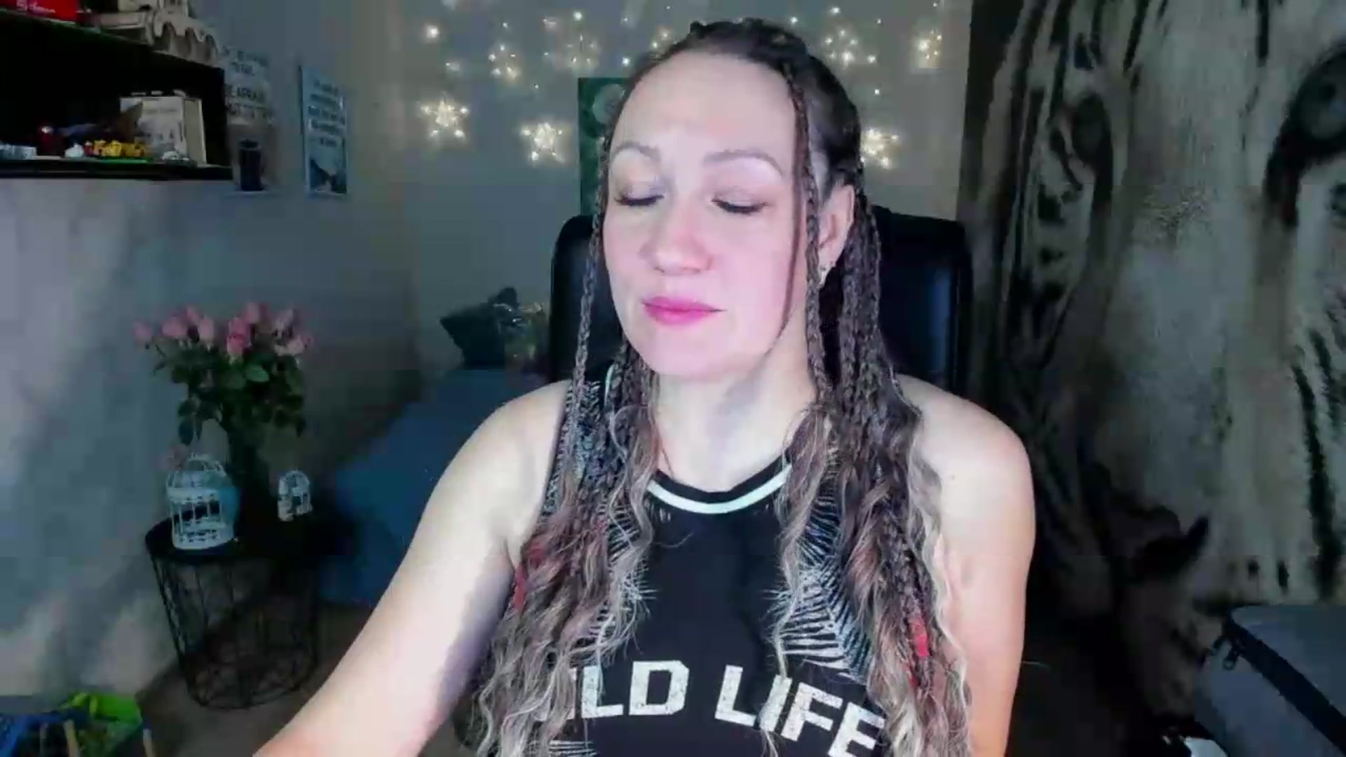 Gallery image thumbnail from AnkaSweet's myfreecams stream on, 06/30/2026, 19:57 image 14 of 20