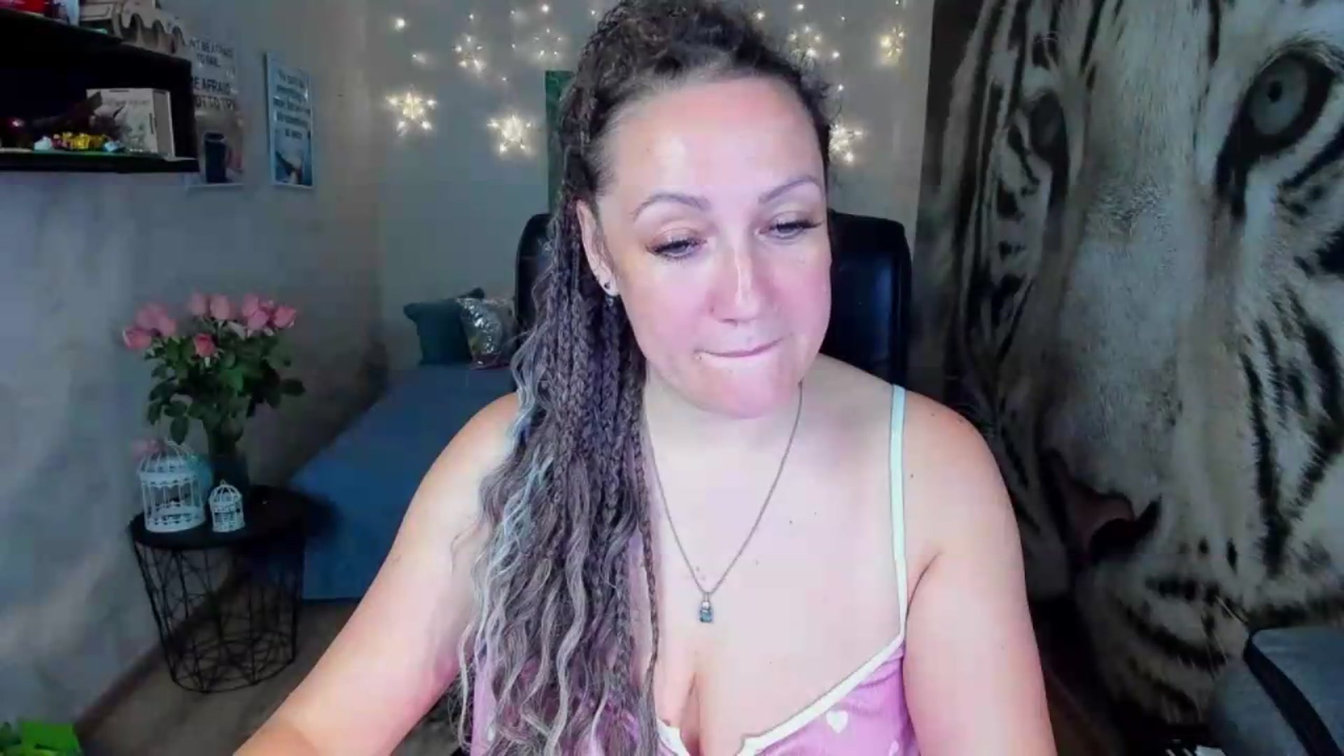 Gallery image thumbnail from AnkaSweet's myfreecams stream on, 07/26/2026, 20:52 image 7 of 20
