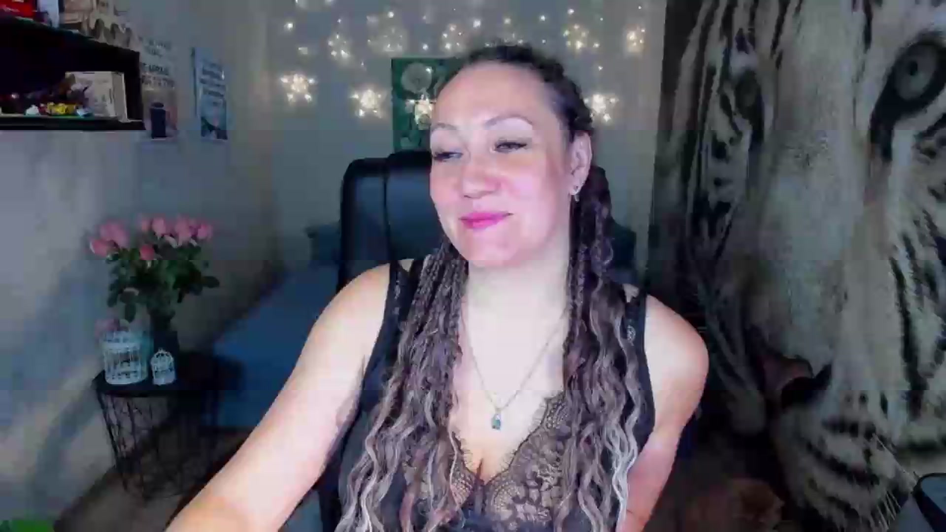 Gallery image thumbnail from AnkaSweet's myfreecams stream on, 07/28/2026, 22:10 image 13 of 20