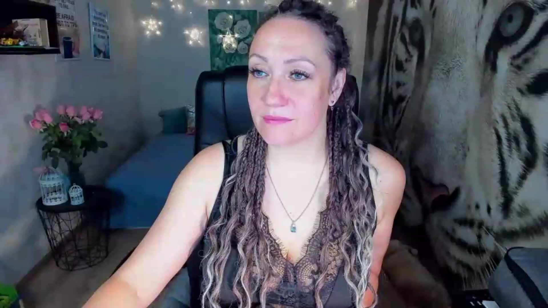 Gallery image thumbnail from AnkaSweet's myfreecams stream on, 07/28/2026, 22:10 image 6 of 20