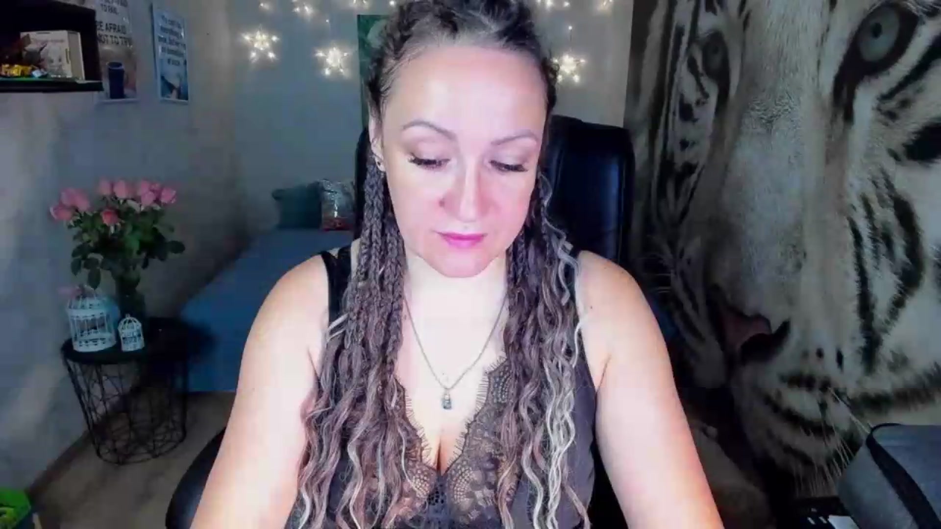 Gallery image thumbnail from AnkaSweet's myfreecams stream on, 07/28/2026, 22:10 image 7 of 20