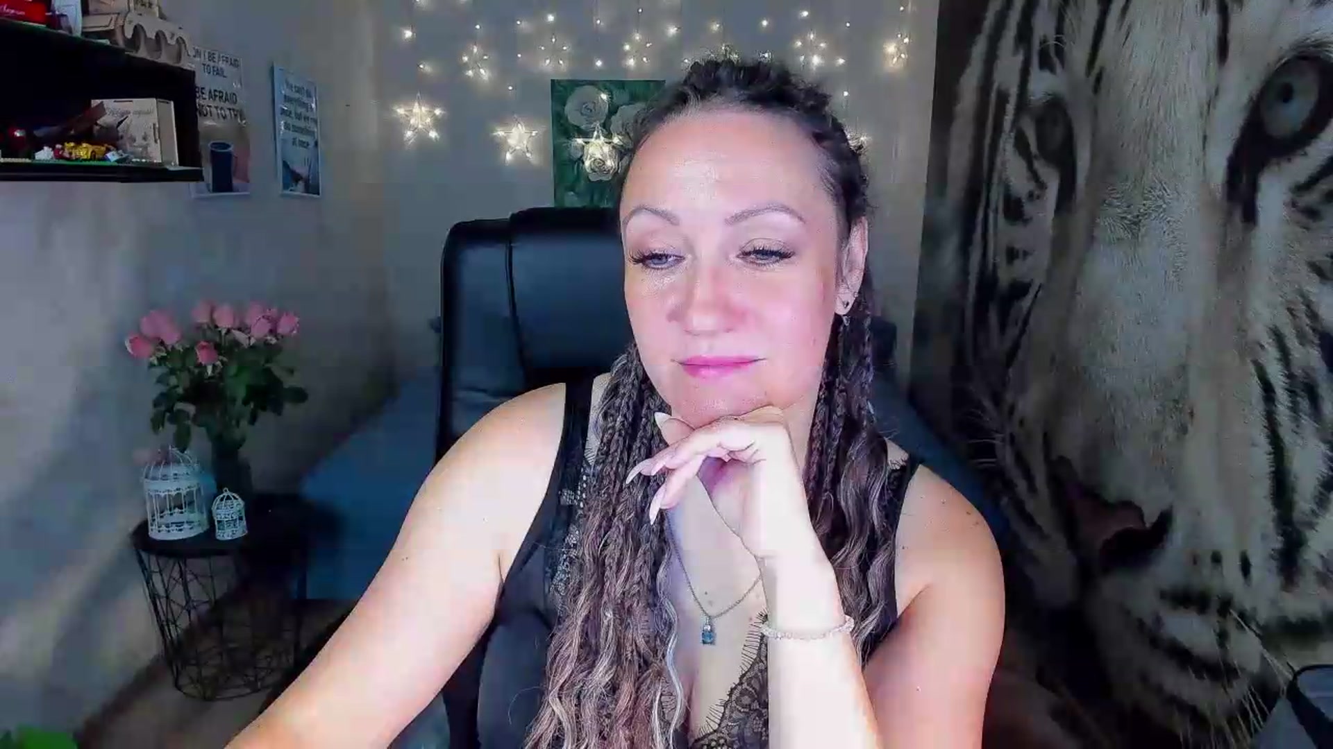 Gallery image thumbnail from AnkaSweet's myfreecams stream on, 07/28/2026, 22:10 image 14 of 20