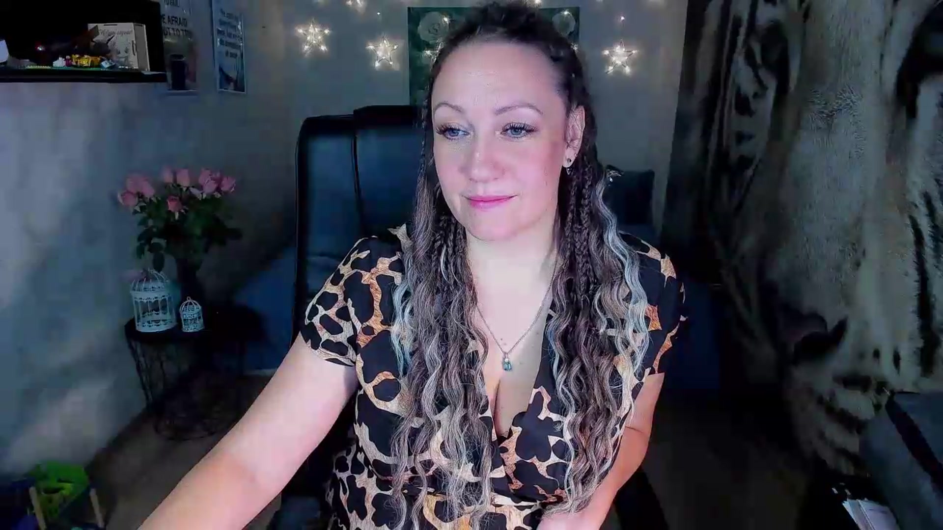 Gallery image thumbnail from AnkaSweet's myfreecams stream on, 08/01/2026, 22:42 image 17 of 20