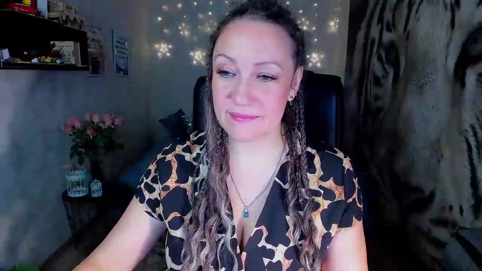Gallery image thumbnail from AnkaSweet's myfreecams stream on, 08/01/2026, 23:55 image 17 of 20