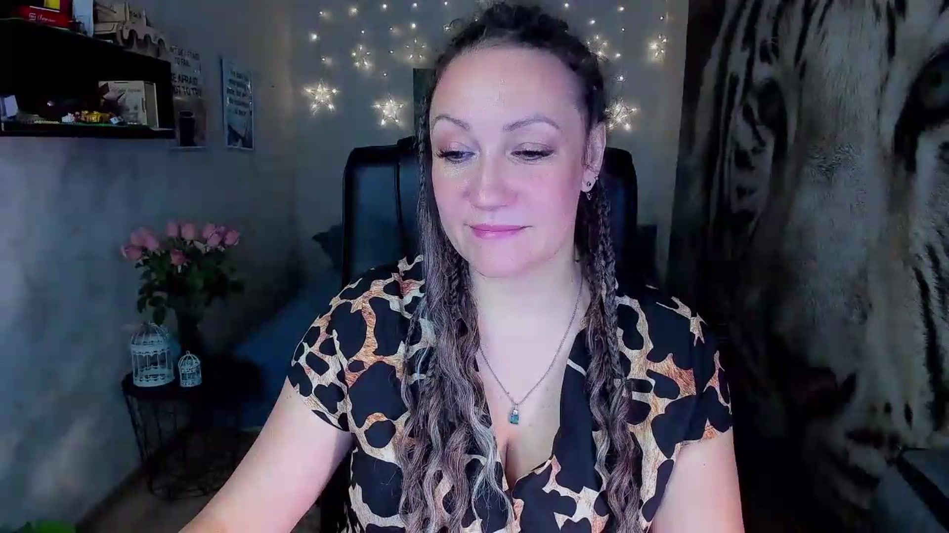 Gallery image thumbnail from AnkaSweet's myfreecams stream on, 08/01/2026, 23:55 image 2 of 20
