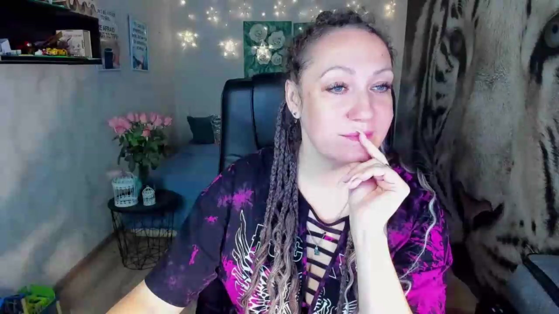 Gallery image thumbnail from AnkaSweet's myfreecams stream on, 08/04/2026, 23:47 image 10 of 20