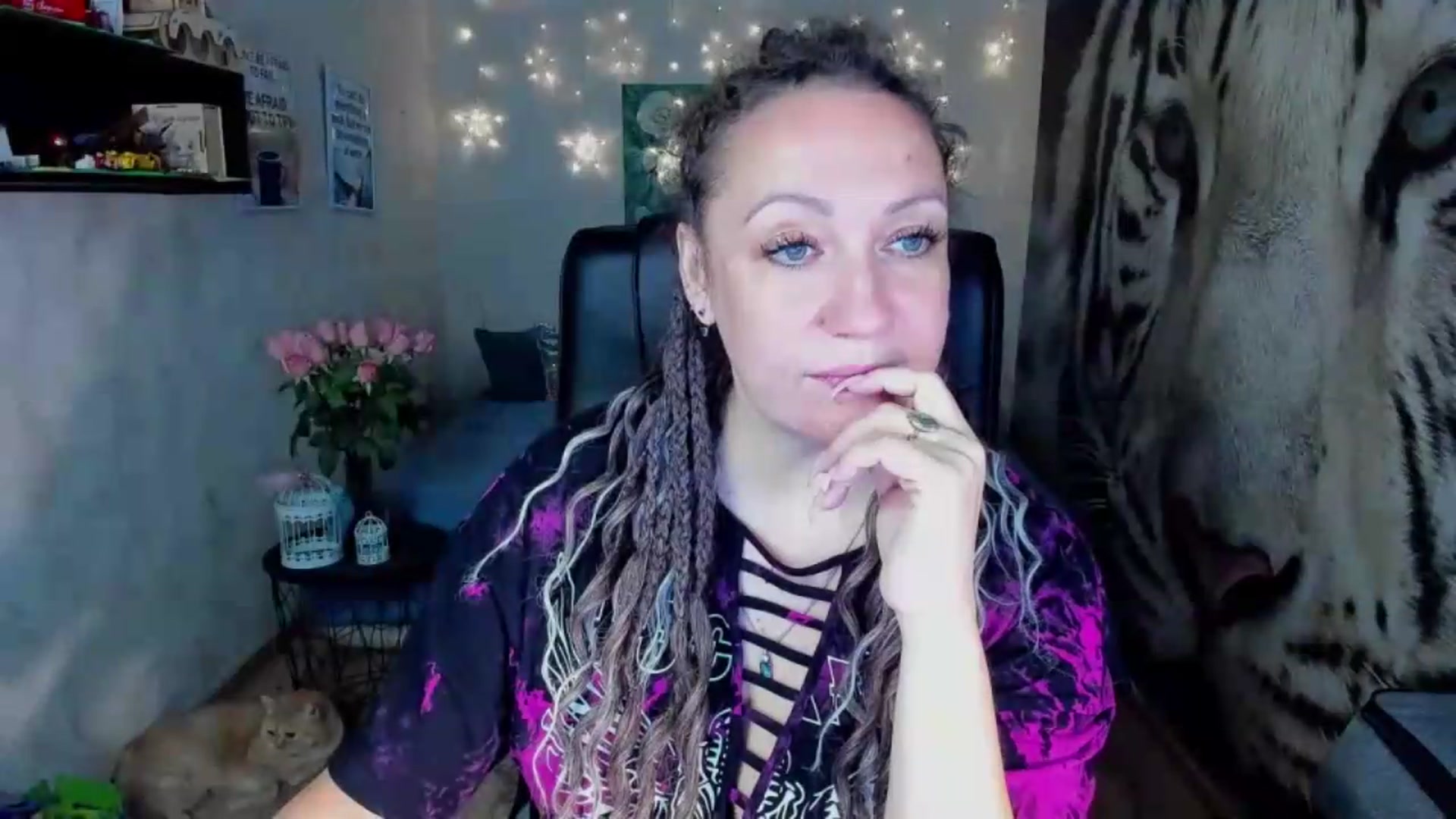 Gallery image thumbnail from AnkaSweet's myfreecams stream on, 08/05/2026, 24:49 image 14 of 20