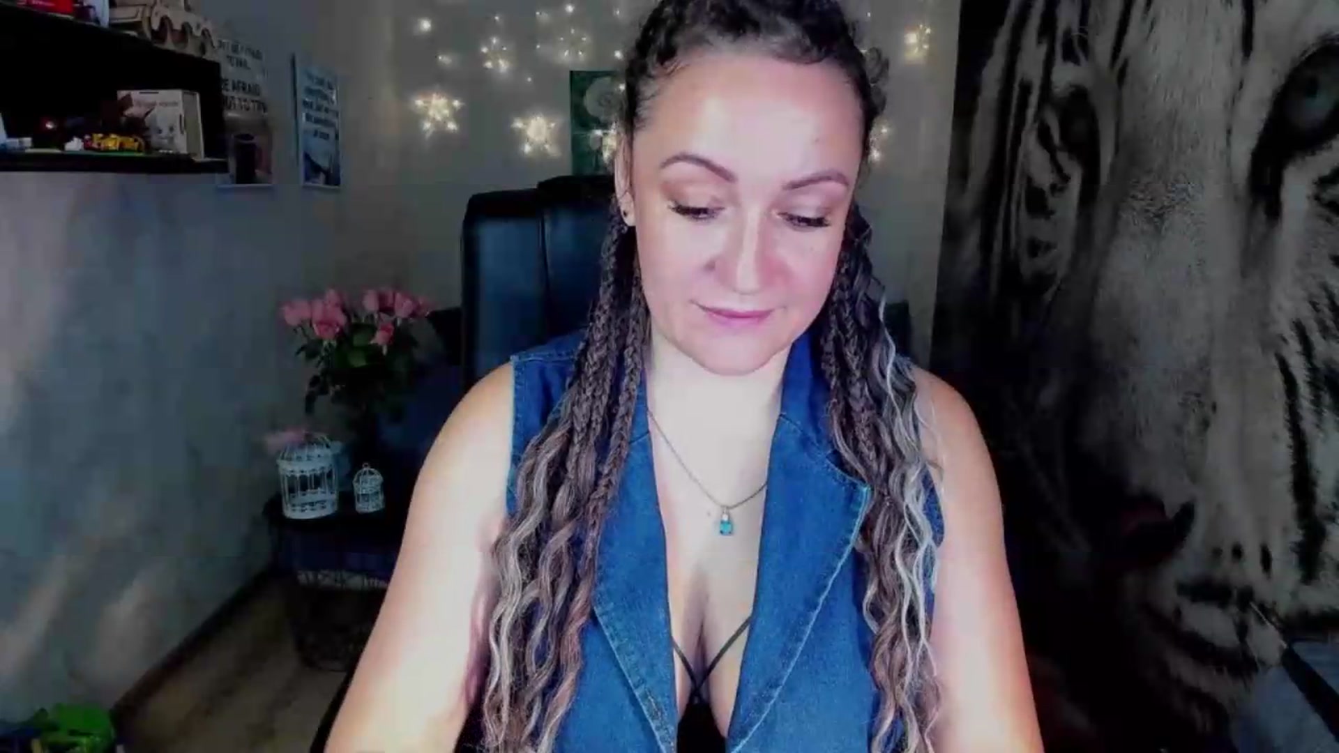 Gallery image thumbnail from AnkaSweet's myfreecams stream on, 08/06/2026, 23:49 image 8 of 20