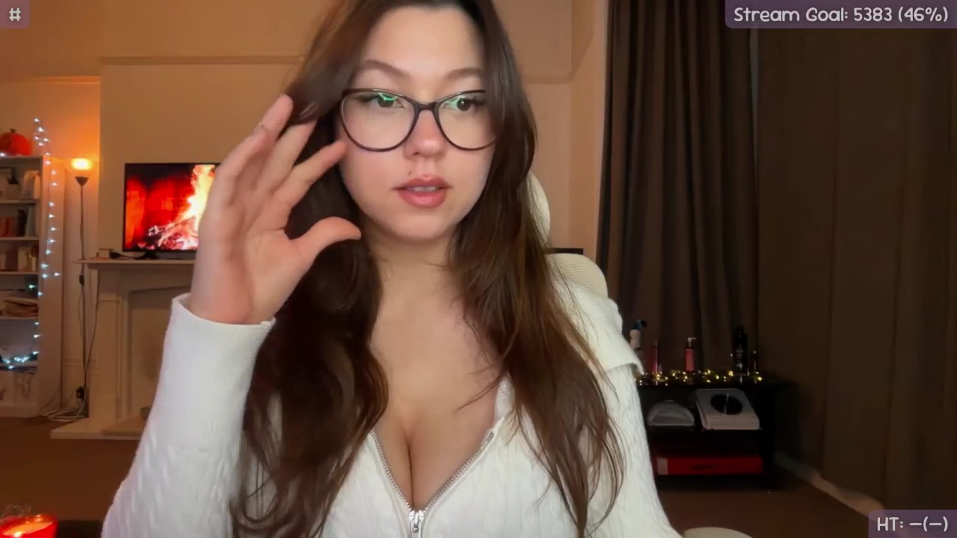 Gallery image thumbnail from AnnAngel1's myfreecams stream on, 10/01/2025, 19:41 image 10 of 20
