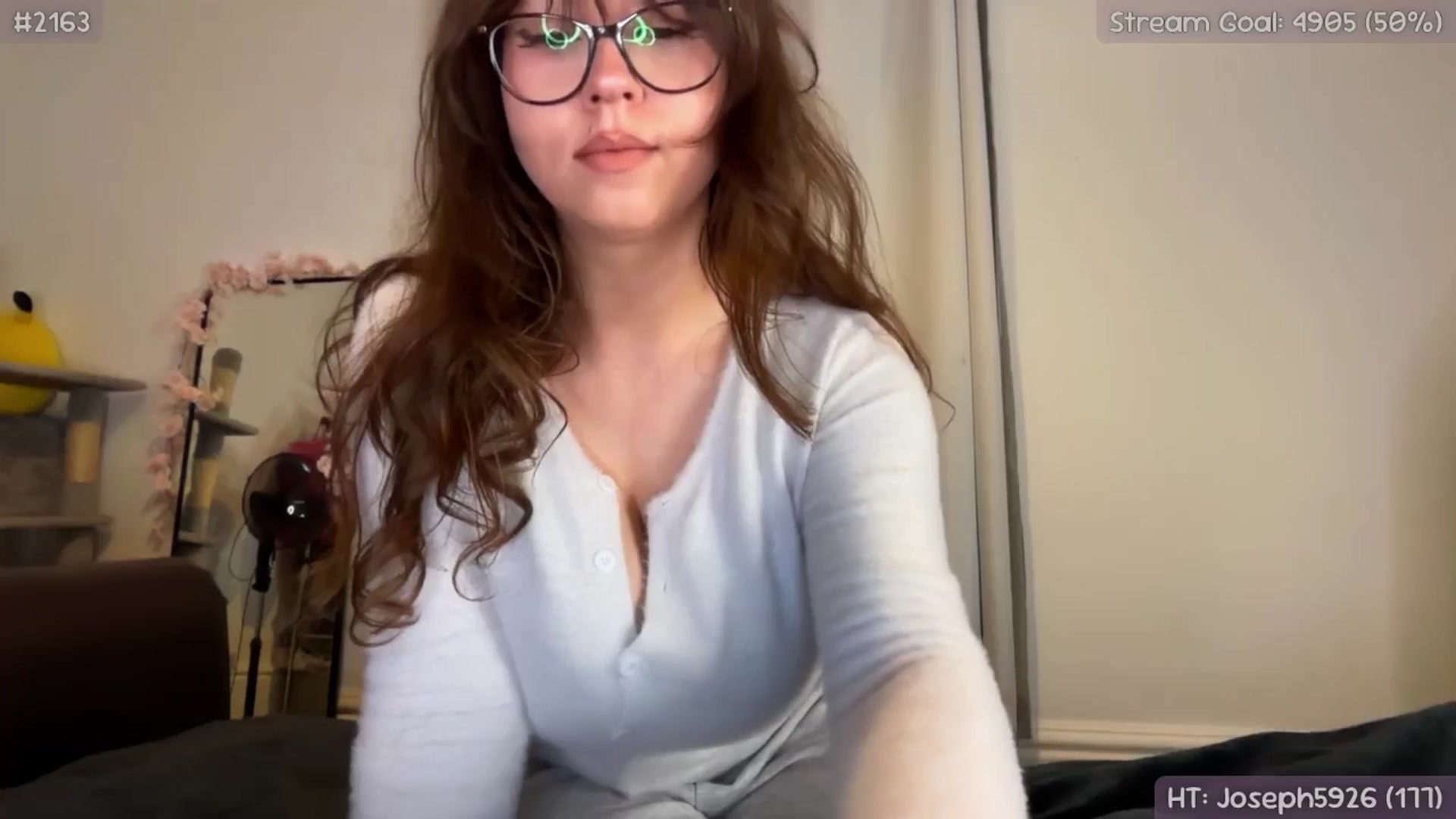 Gallery image thumbnail from AnnAngel1's myfreecams stream on, 10/06/2025, 17:34 image 8 of 20